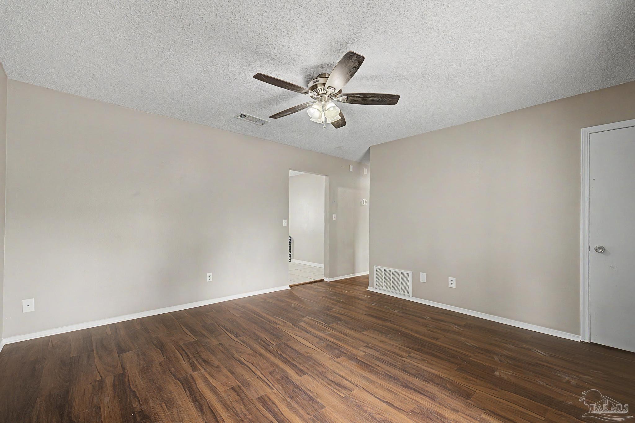 3936 Elmcrest Drive Pensacola FL 32504