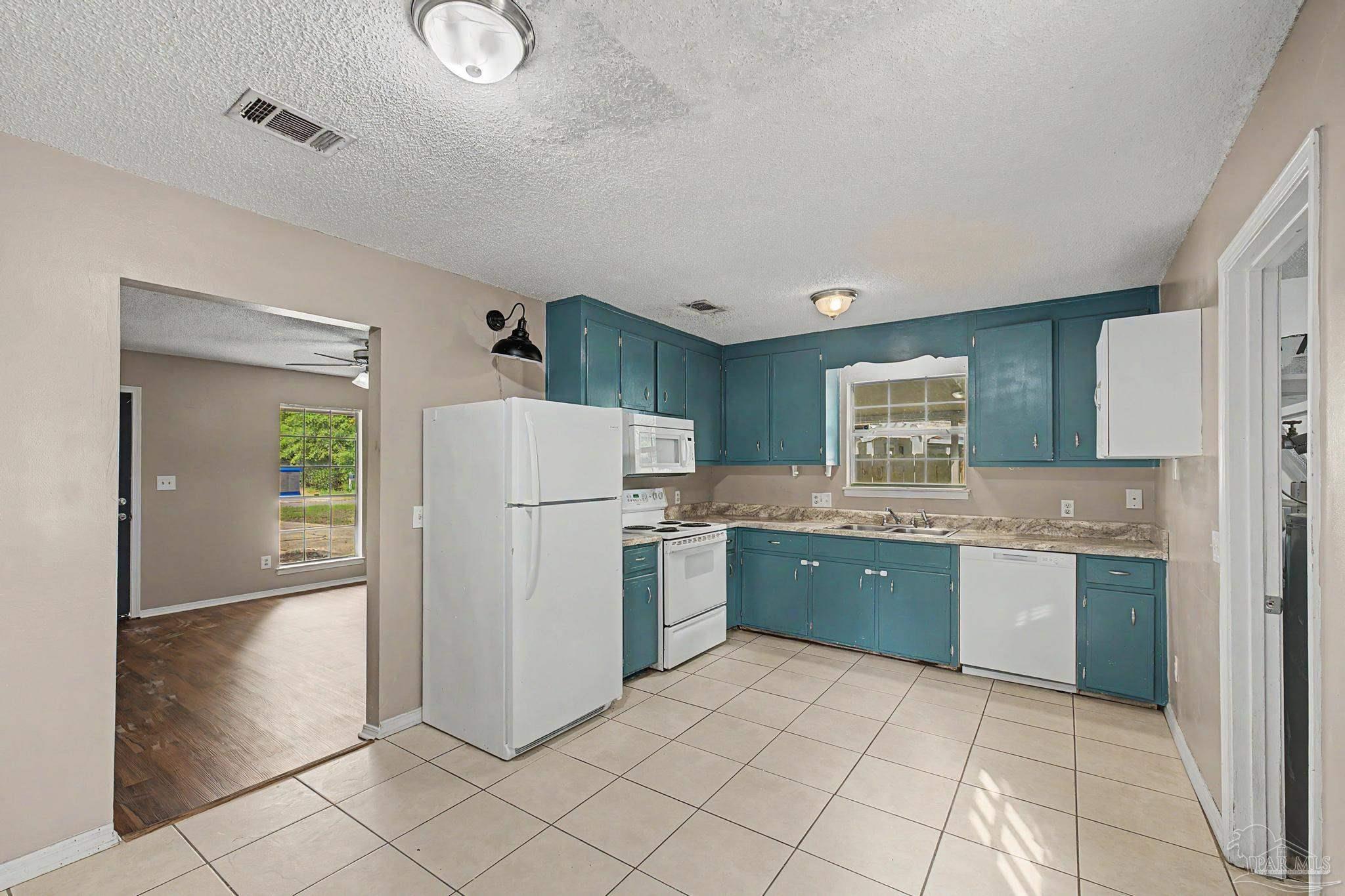 3936 Elmcrest Drive Pensacola FL 32504