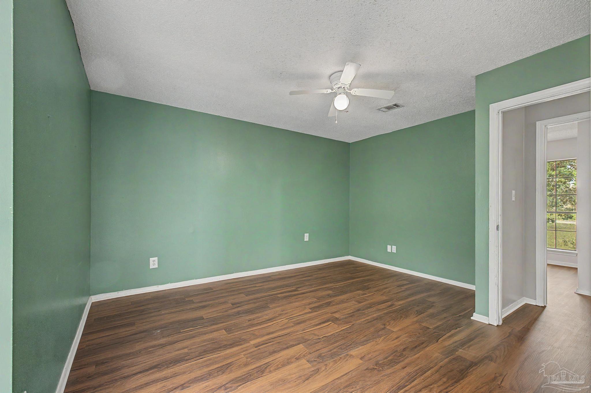 3936 Elmcrest Drive Pensacola FL 32504