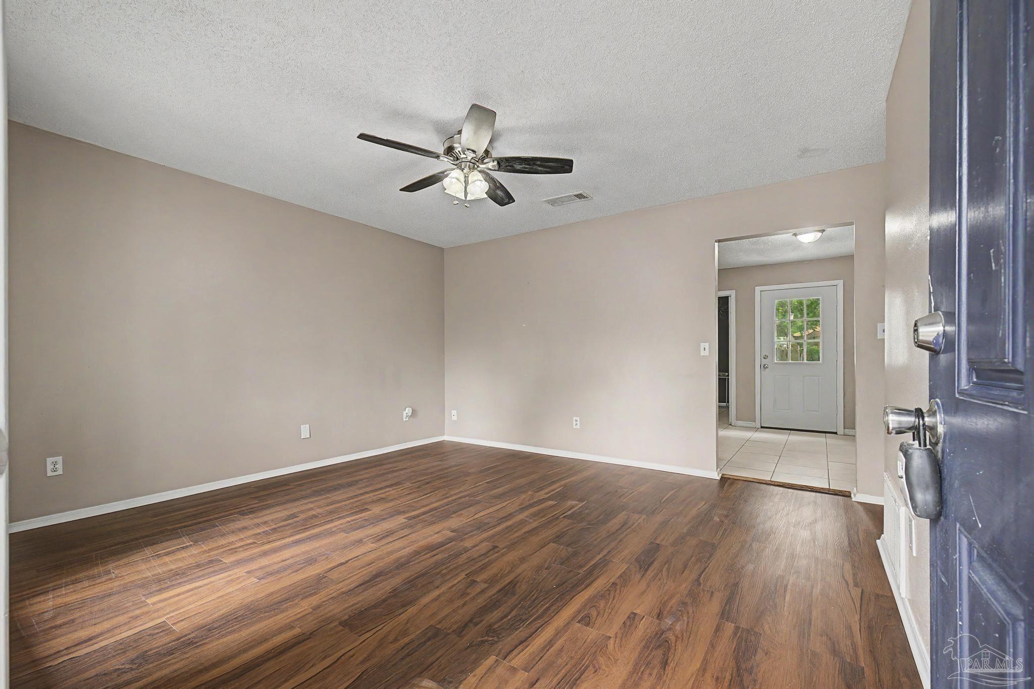 3936 Elmcrest Drive Pensacola FL 32504