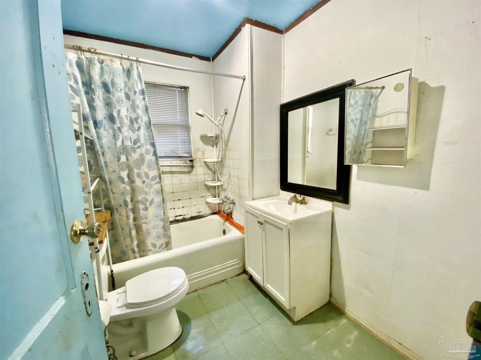 3008 W Lloyd Street Pensacola FL 32505