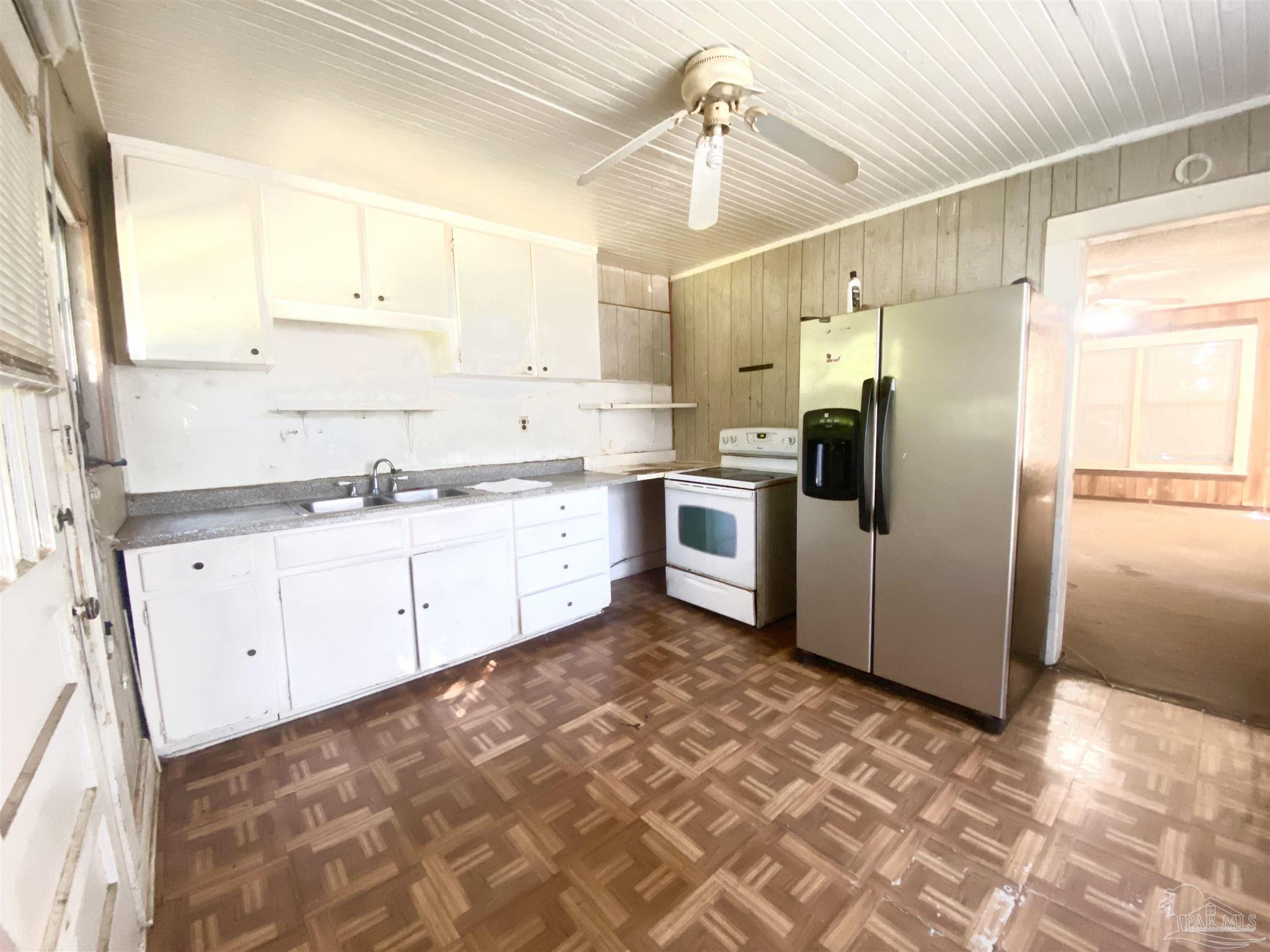 3008 W Lloyd Street Pensacola FL 32505