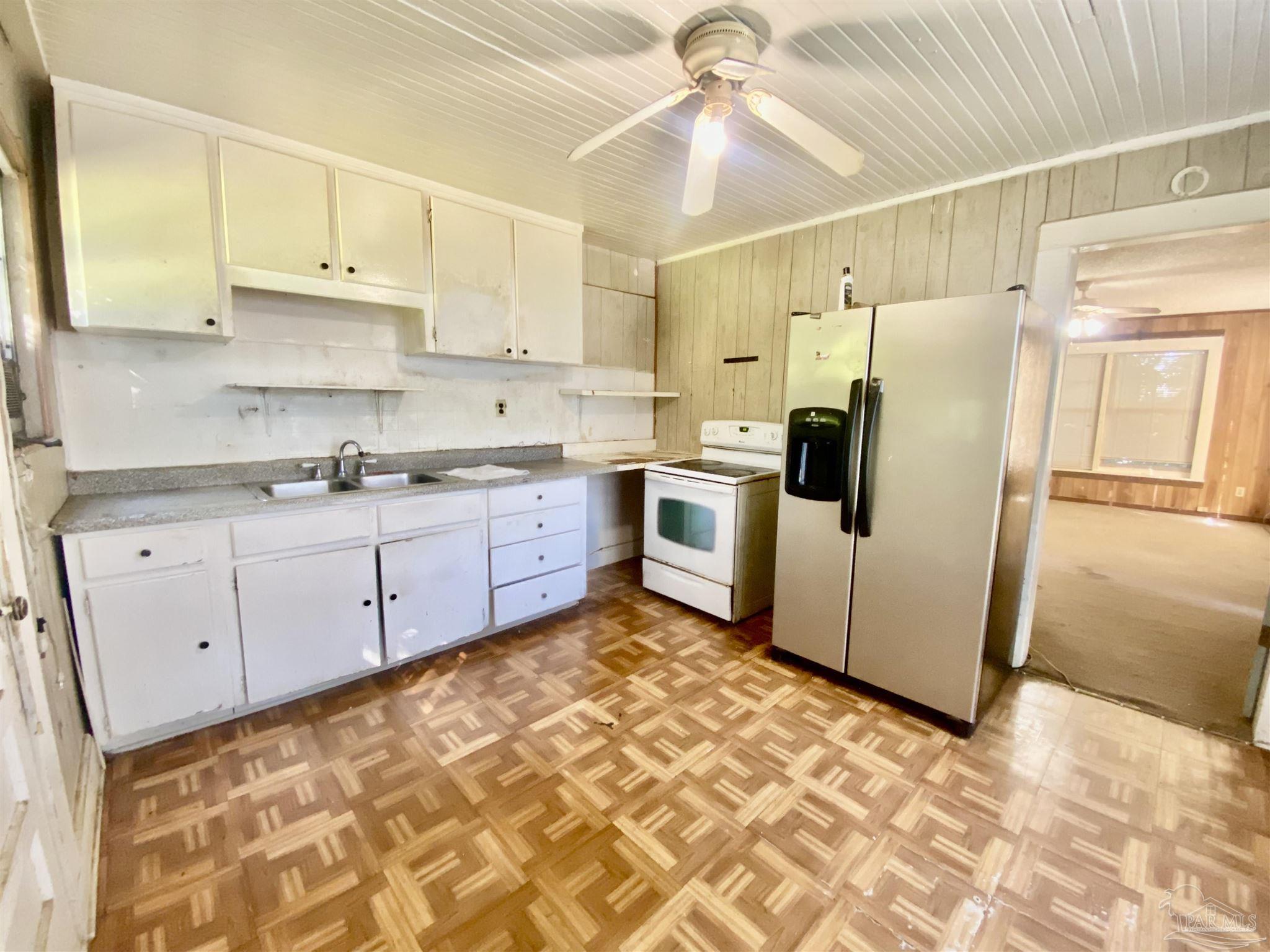 3008 W Lloyd Street Pensacola FL 32505