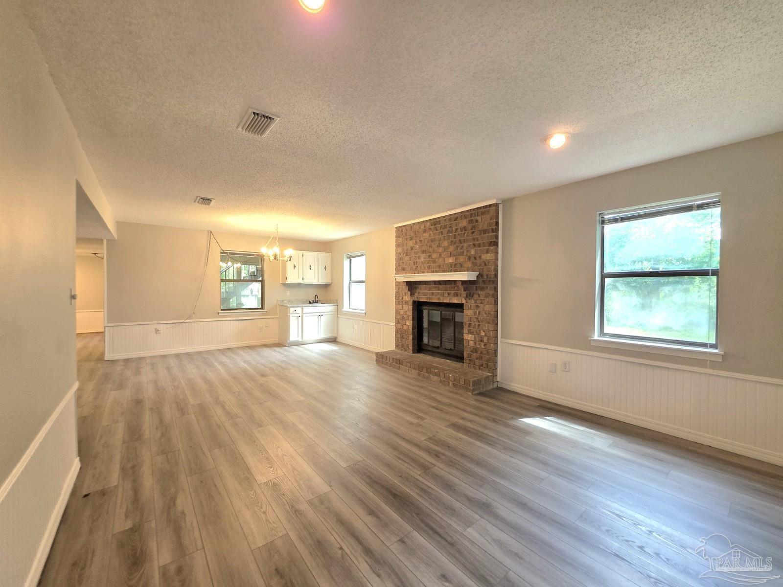 550 Riola Place Pensacola FL 32506