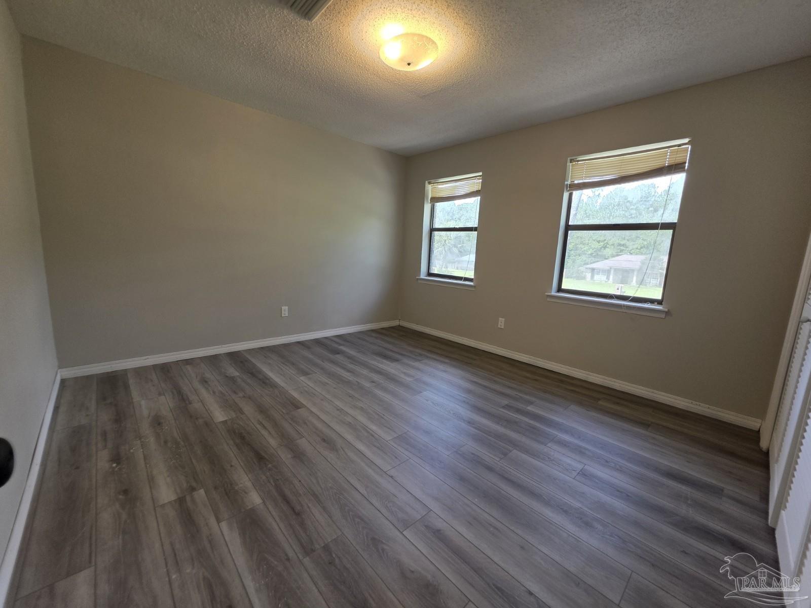 550 Riola Place Pensacola FL 32506