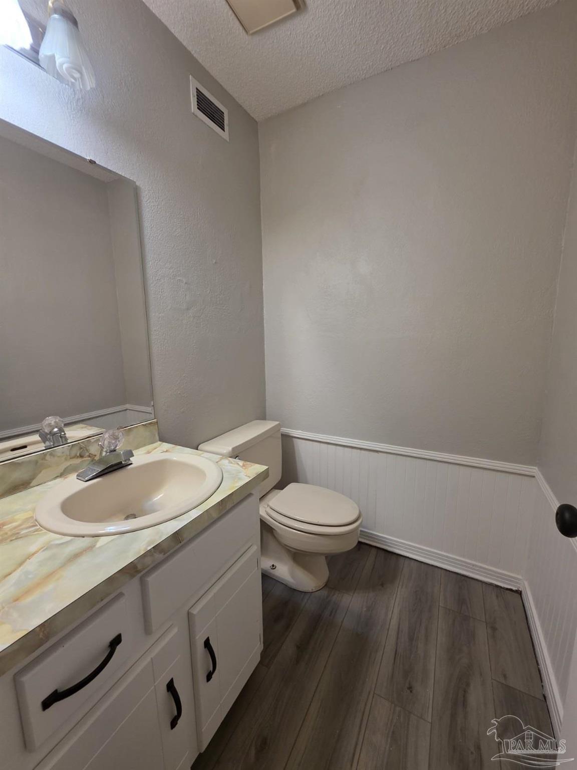 550 Riola Place Pensacola FL 32506