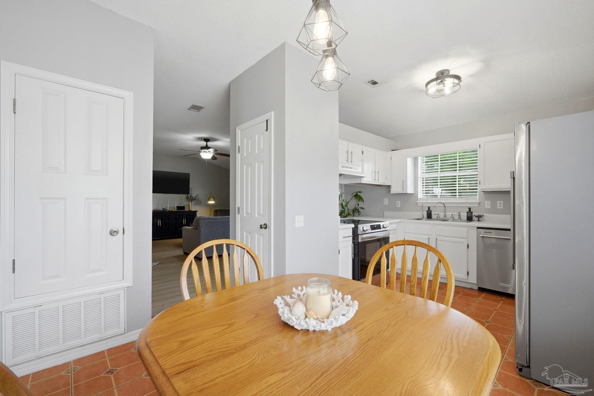 712 Thornwood Place Pensacola FL 32514
