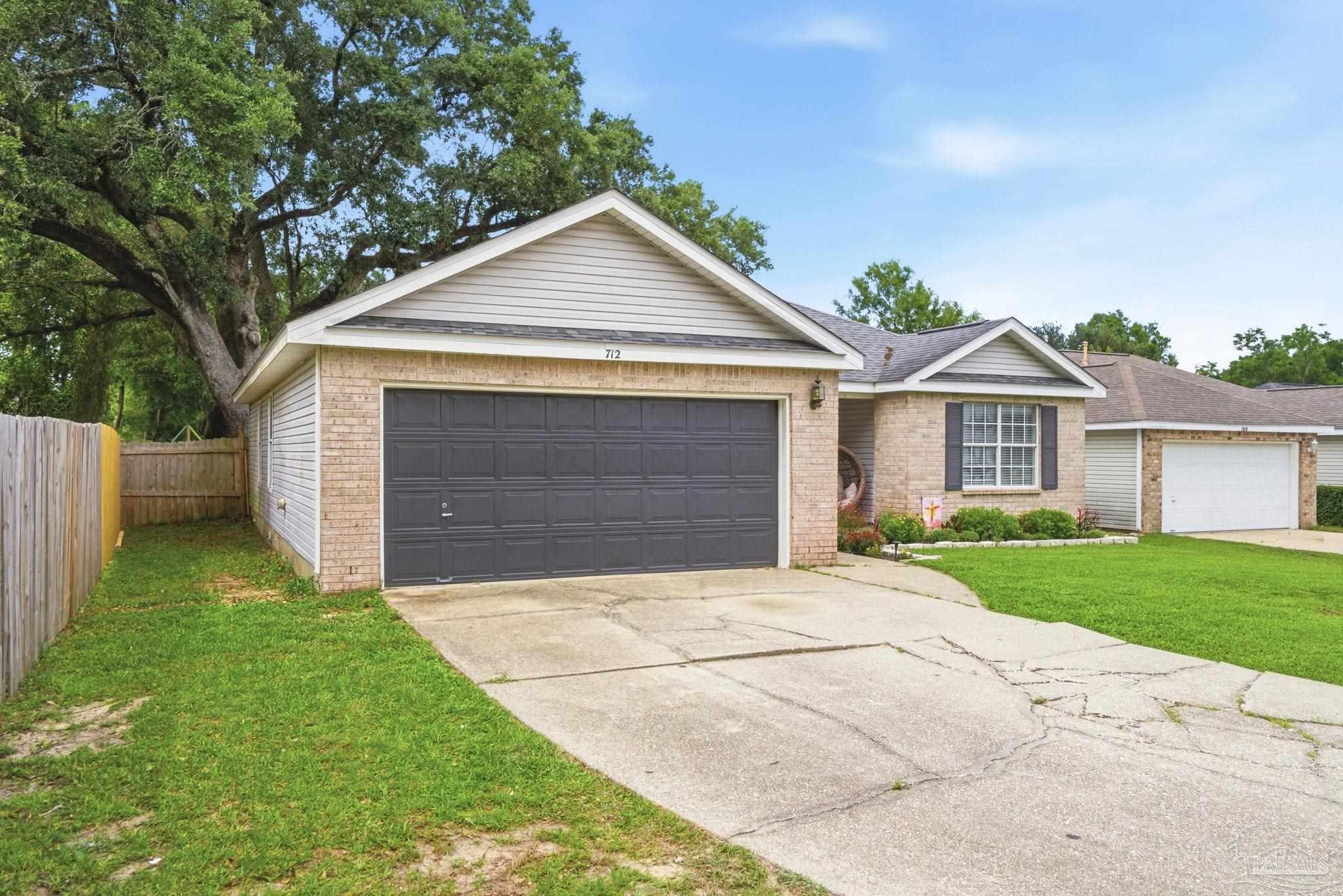 712 Thornwood Place Pensacola FL 32514