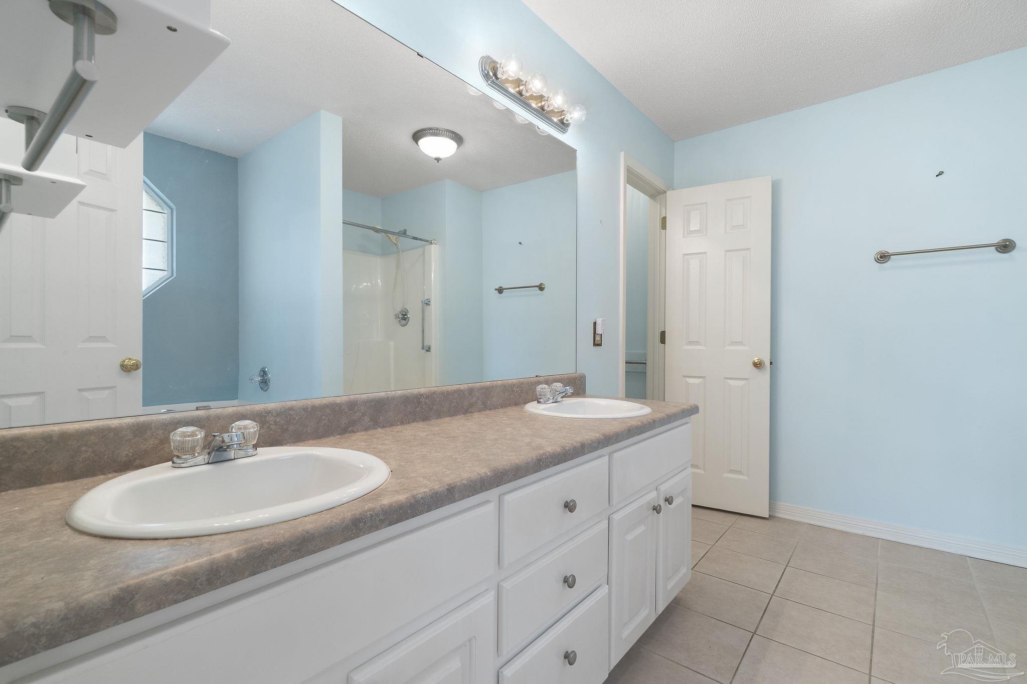 4825 Broadleaf Drive Pace FL 32571