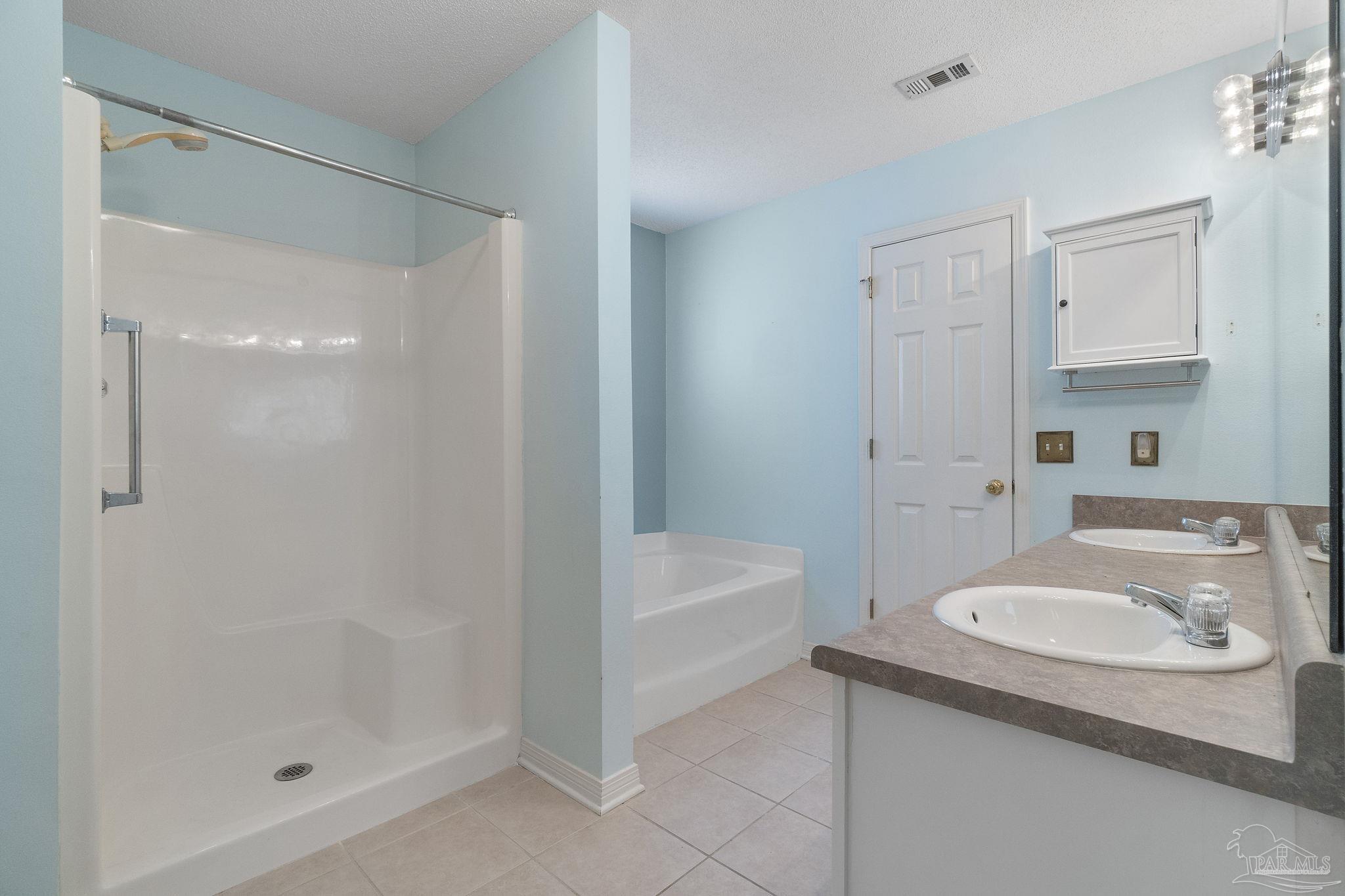 4825 Broadleaf Drive Pace FL 32571