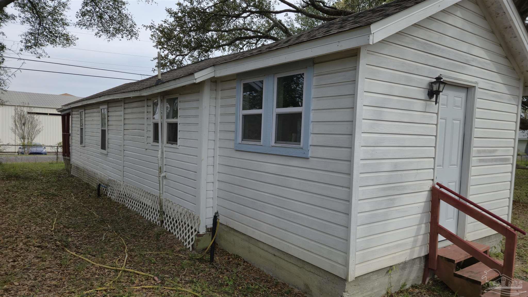 2813 N F Street Pensacola FL 32501