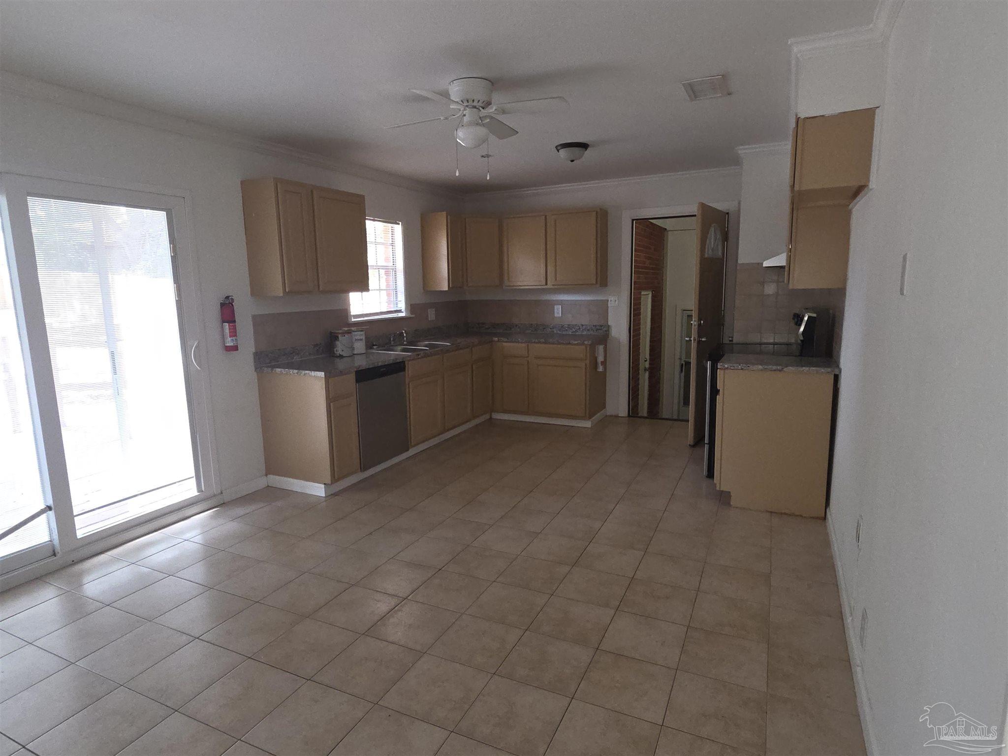 4304 Bishop Street Pensacola FL 32503