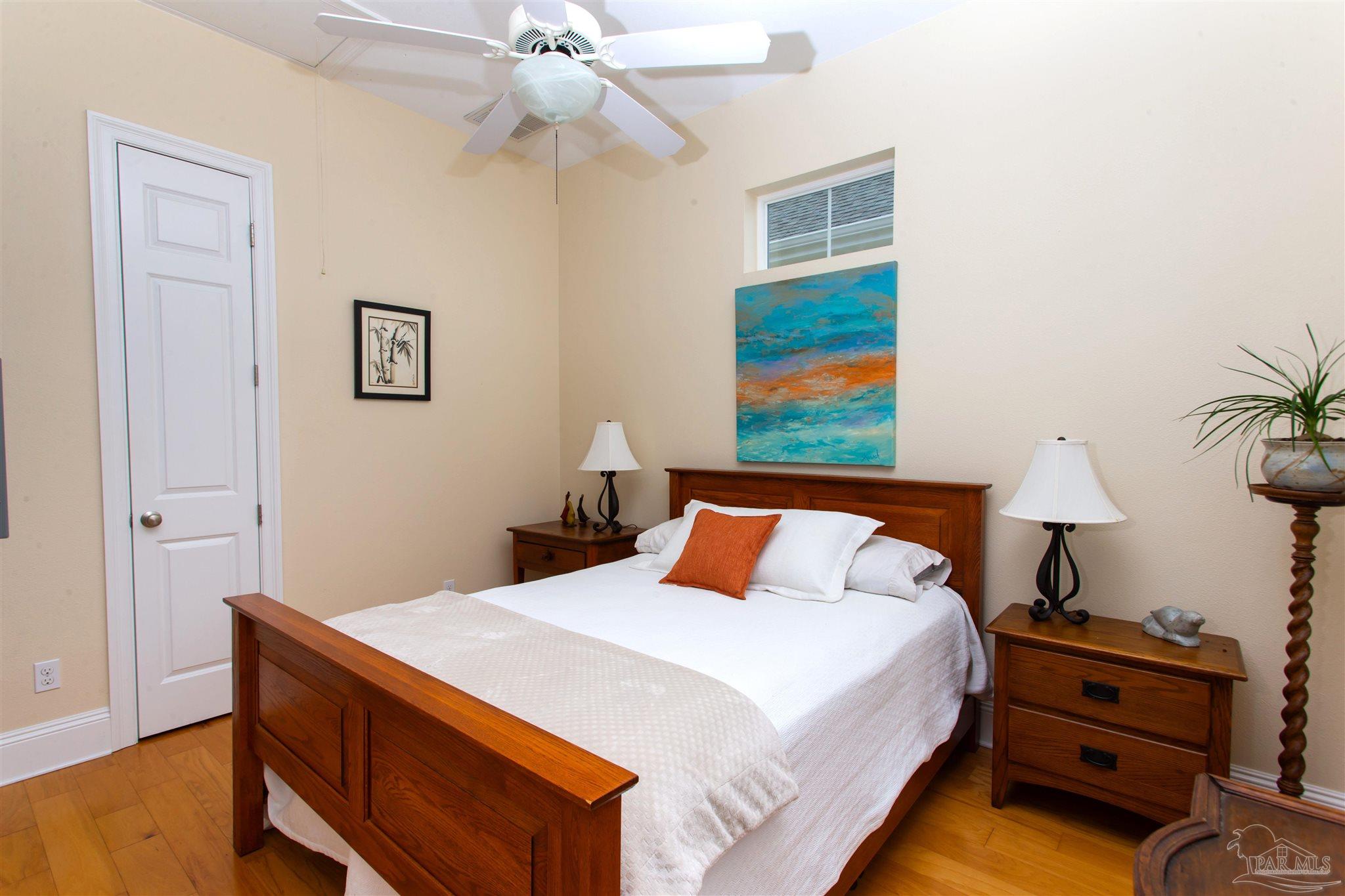 566 Santos Street Pensacola FL 32502
