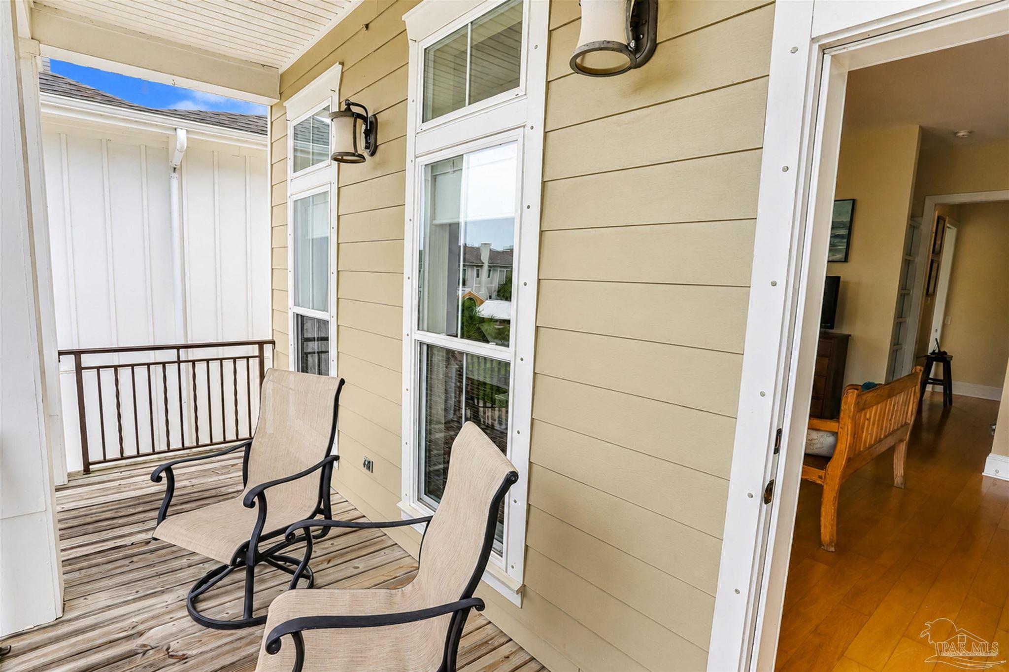 566 Santos Street Pensacola FL 32502