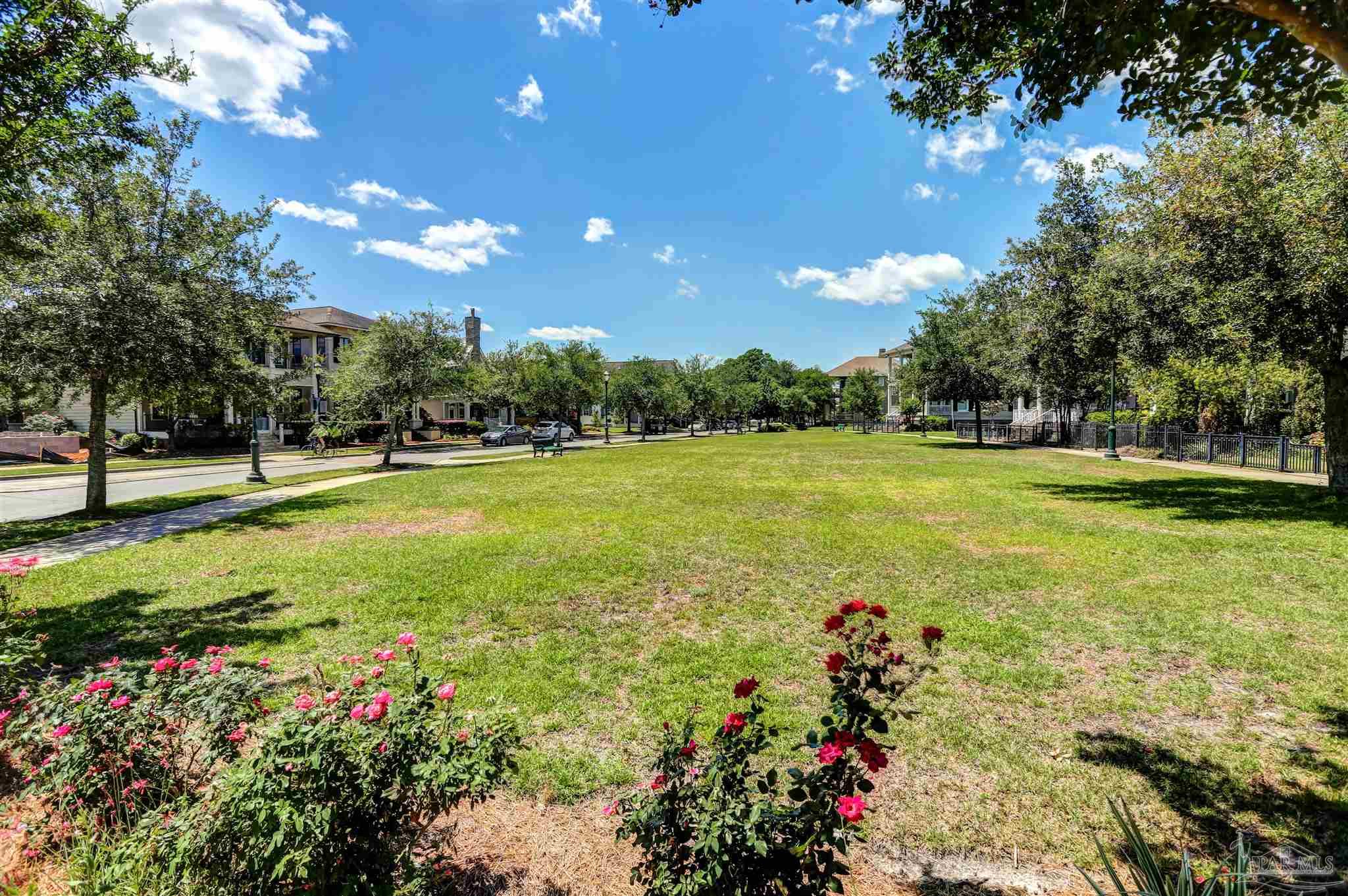 566 Santos Street Pensacola FL 32502
