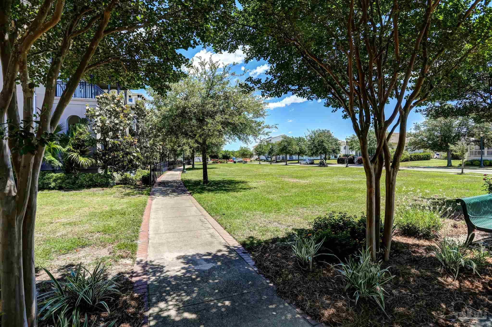 566 Santos Street Pensacola FL 32502