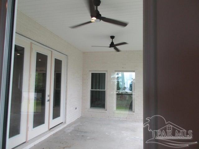 1972 Fontainebleau Court Navarre FL 32566