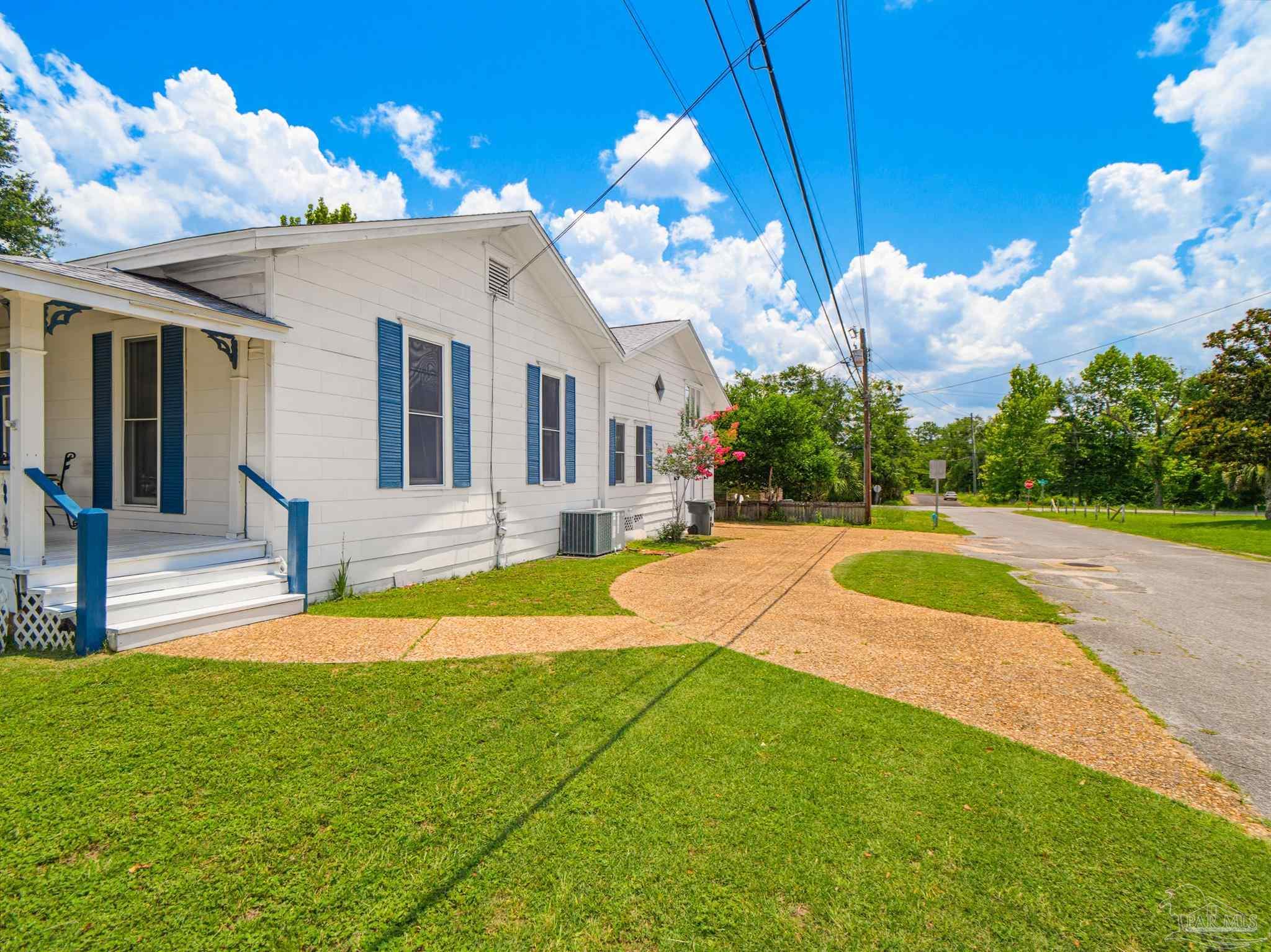 5300 Conecuh Street Milton FL 32570