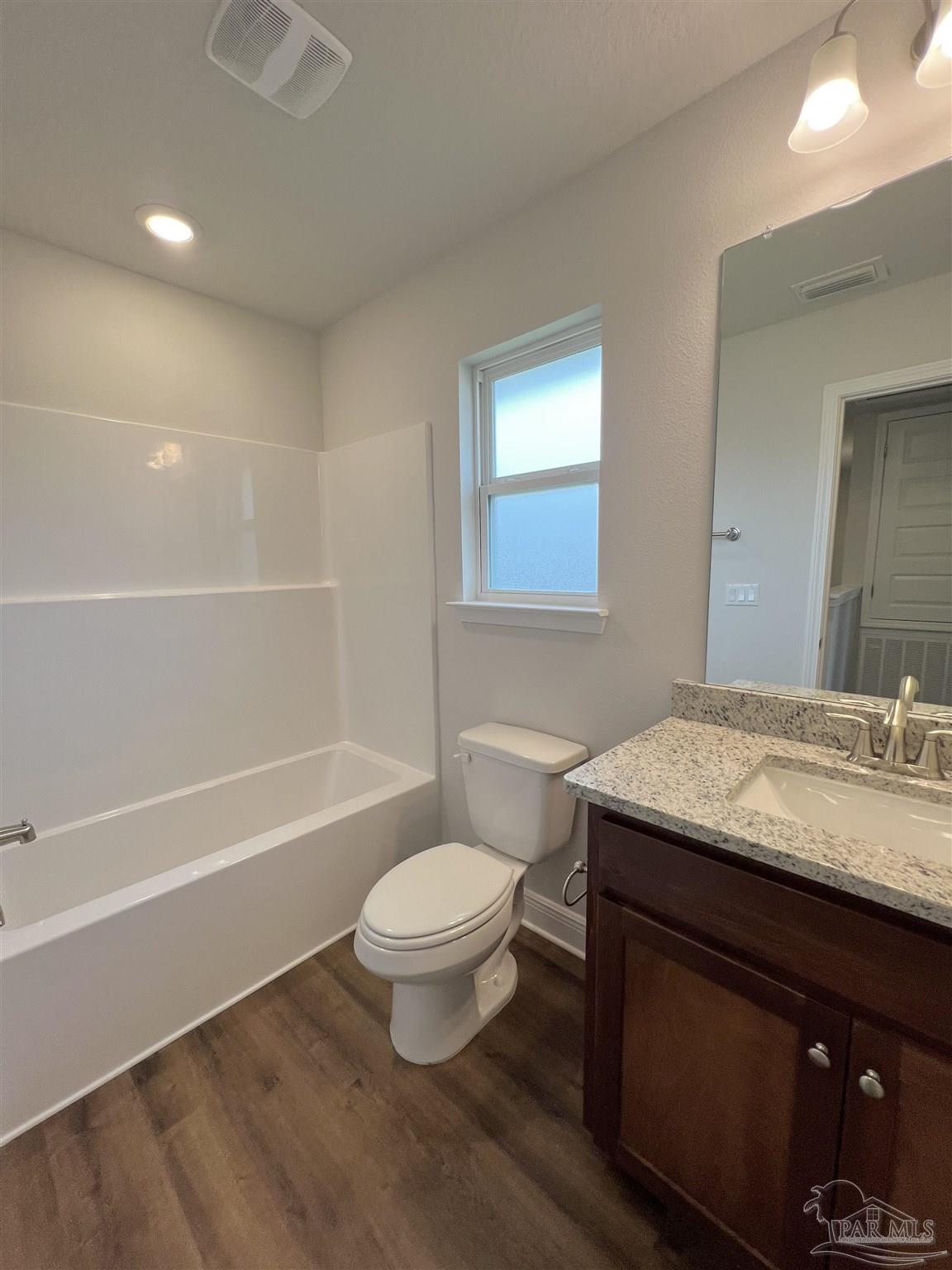 928 Rustling Pines Road # 16b Cantonment FL 32533