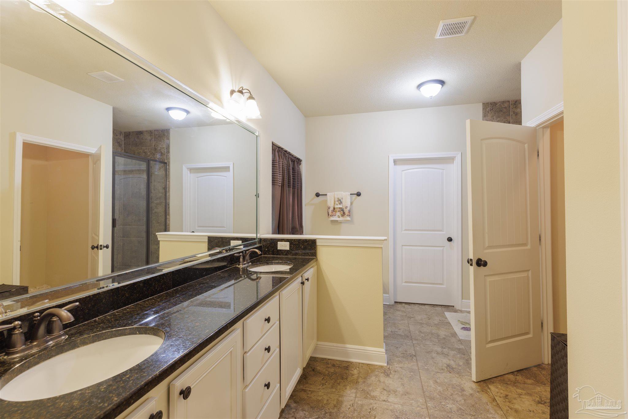 4230 Essex Terrace Creek Pace FL 32571