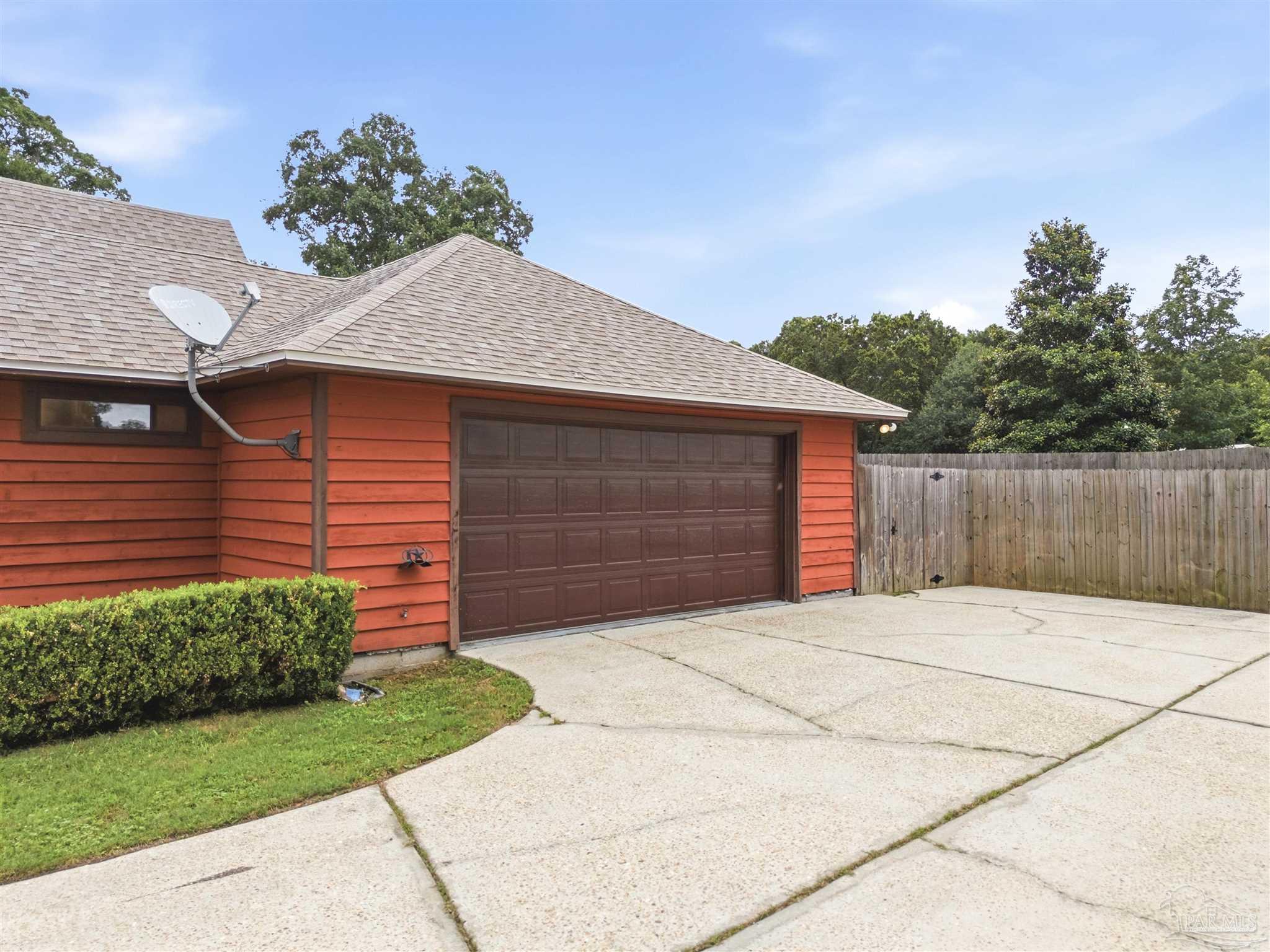 6813 Cedar Ridge Drive Pensacola FL 32526