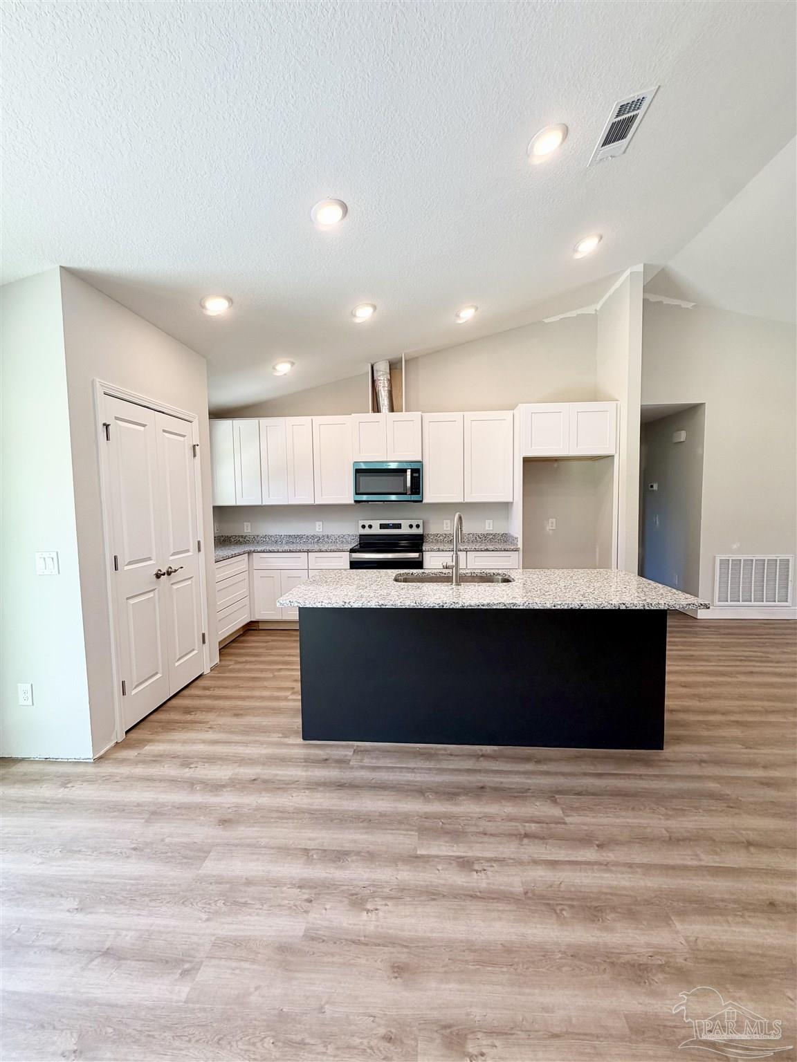 2014 Bainbridge Avenue Pensacola FL 32507