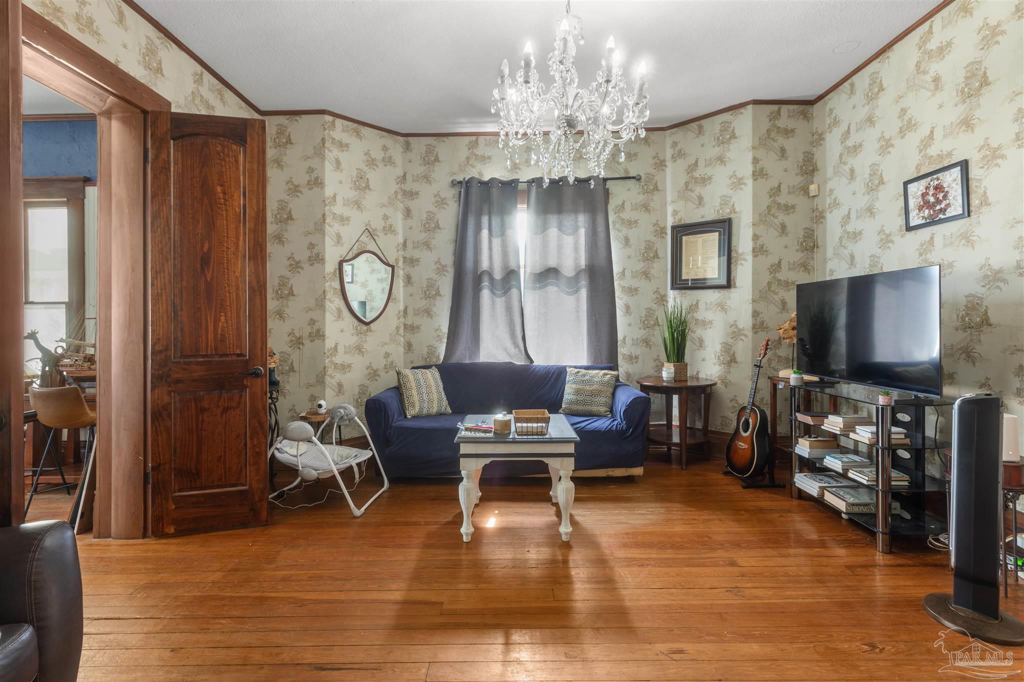 823 E Jackson Street Pensacola FL 32501