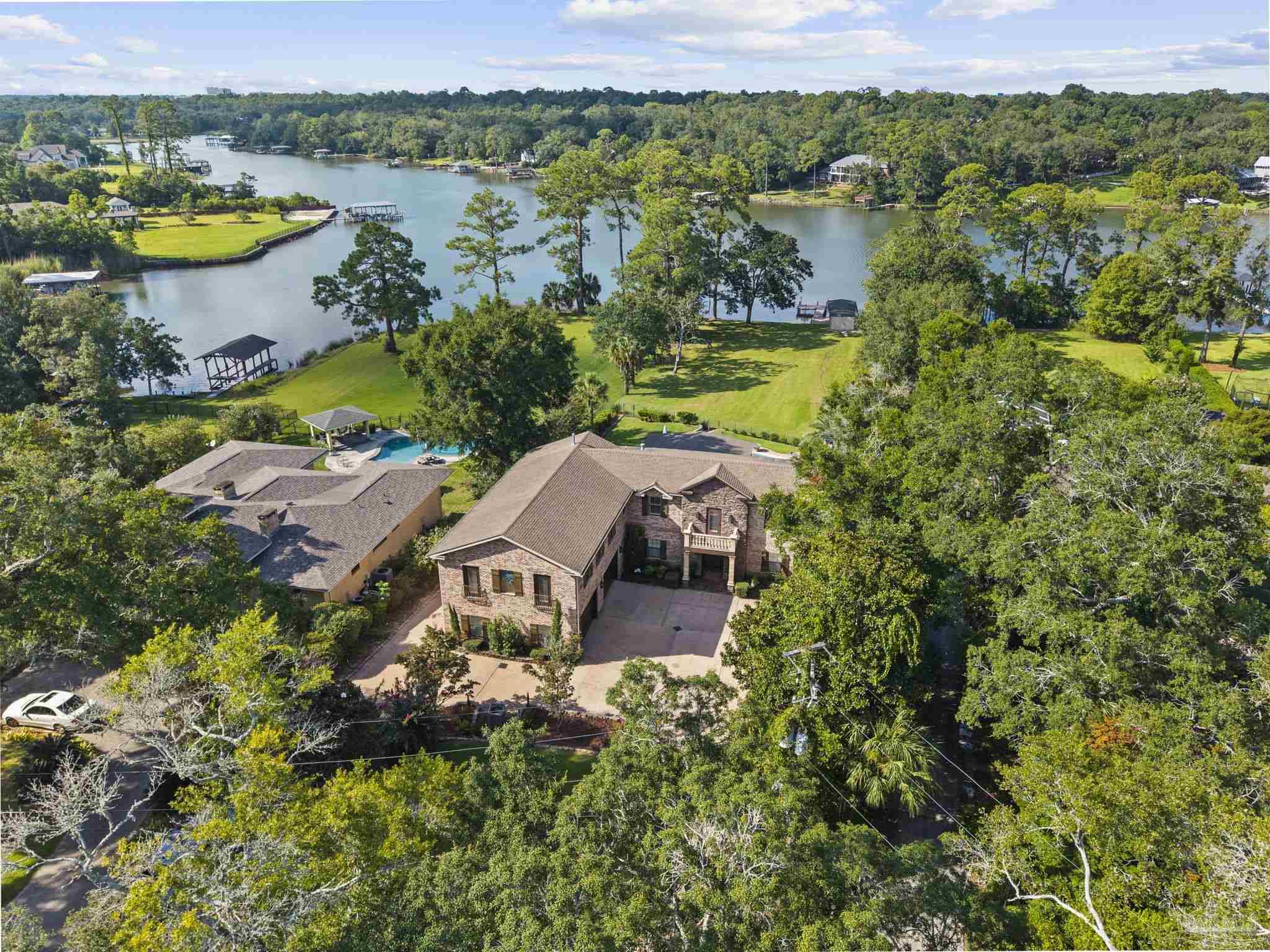 1660 E Texar Drive Pensacola FL 32503