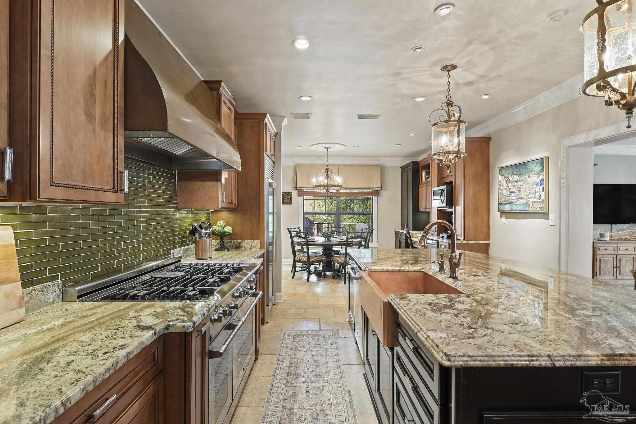 1660 E Texar Drive Pensacola FL 32503