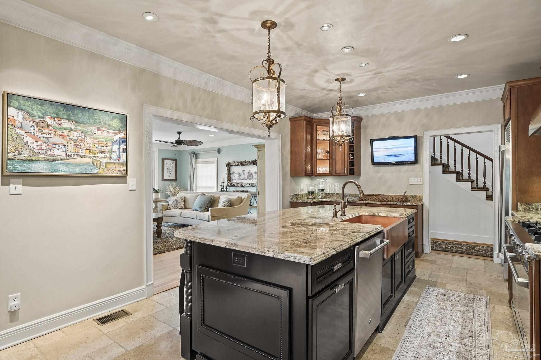 1660 E Texar Drive Pensacola FL 32503