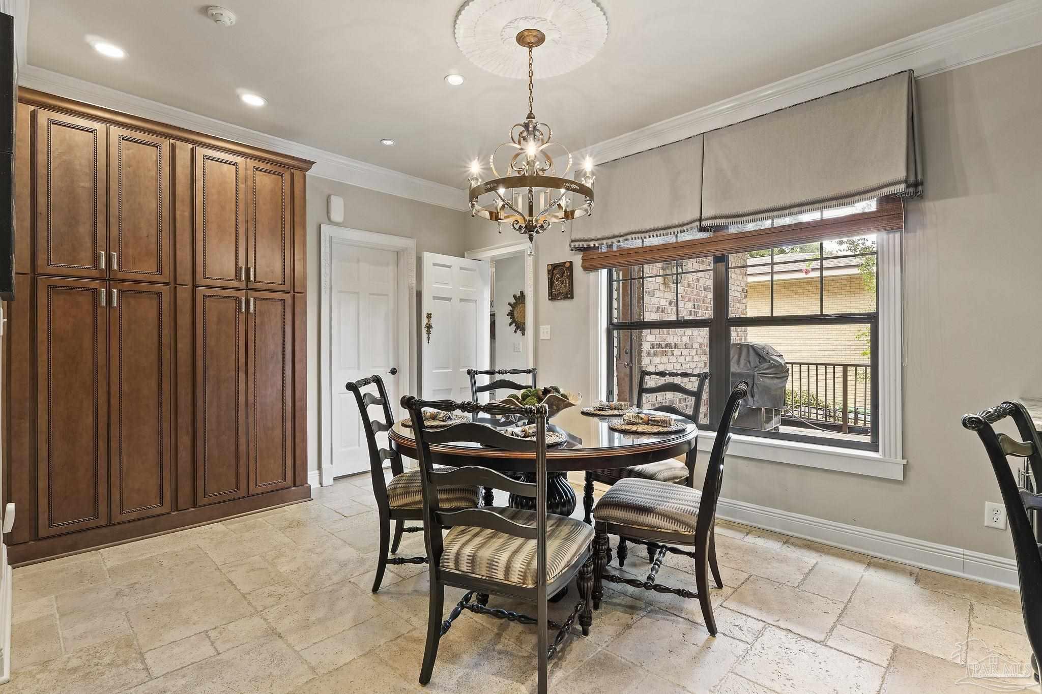 1660 E Texar Drive Pensacola FL 32503