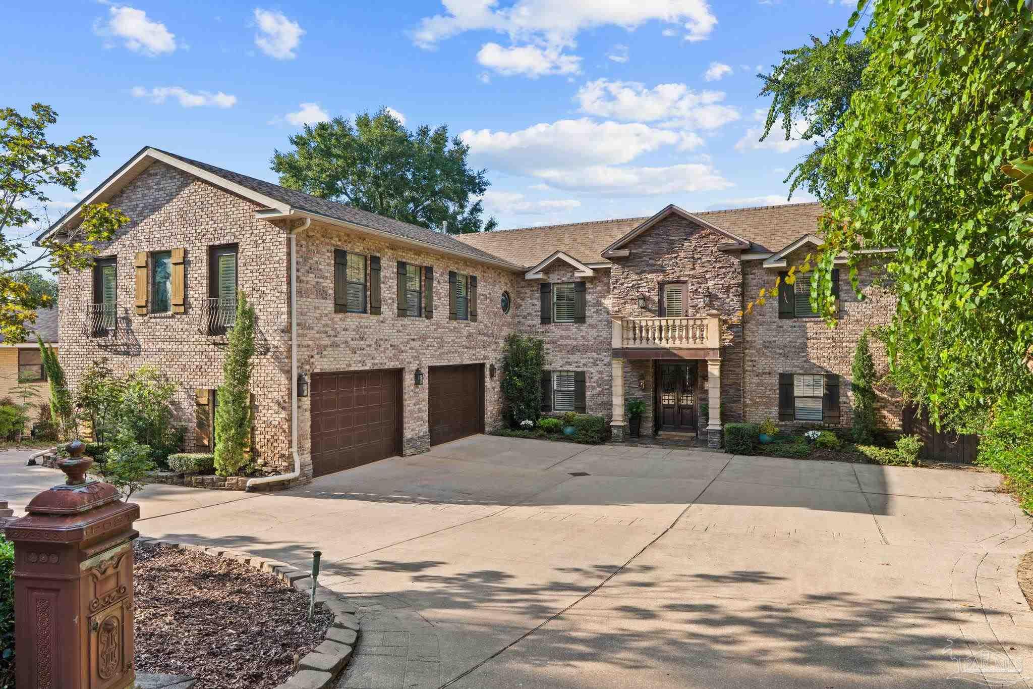 1660 E Texar Drive Pensacola FL 32503
