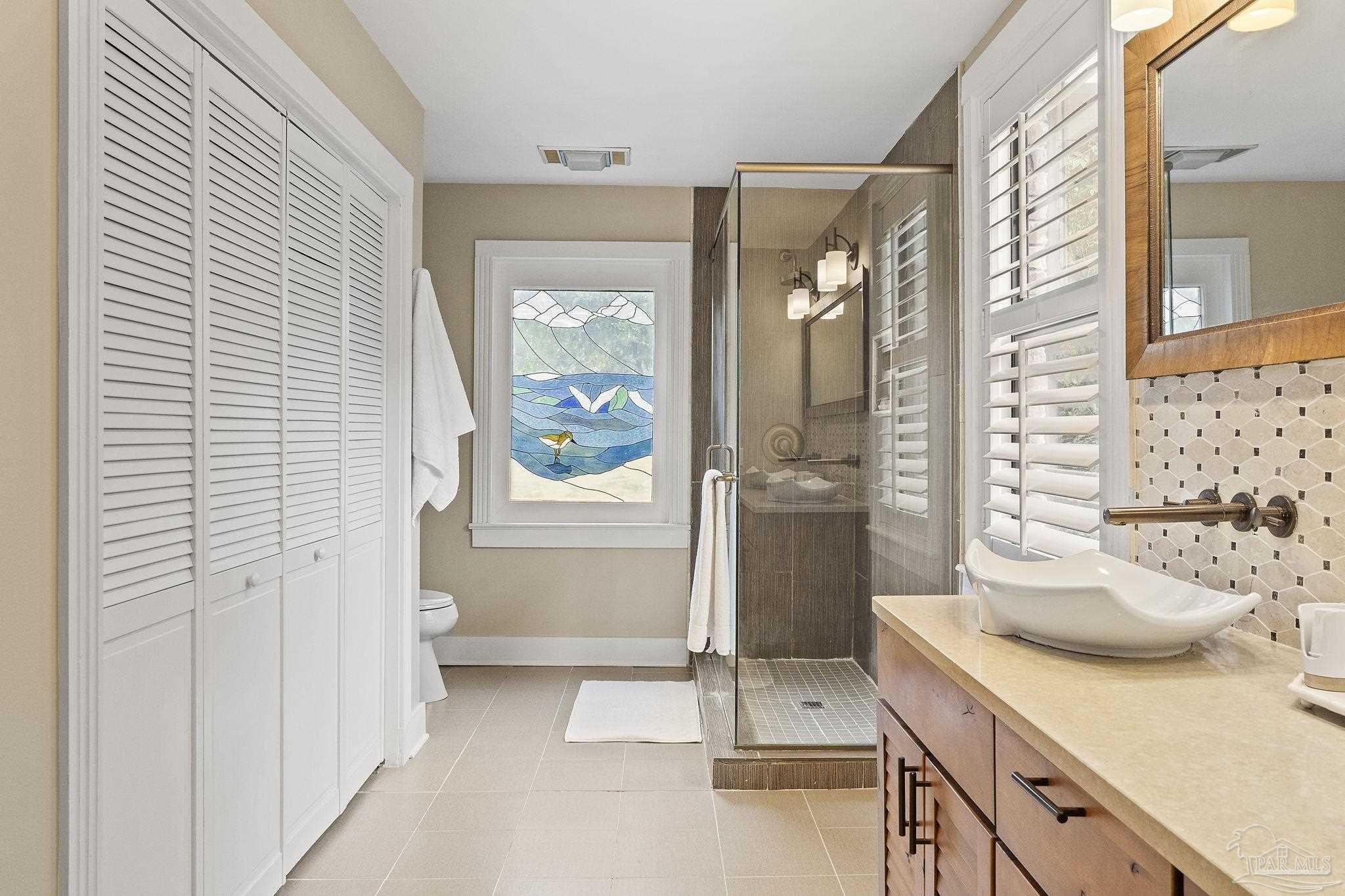 1660 E Texar Drive Pensacola FL 32503