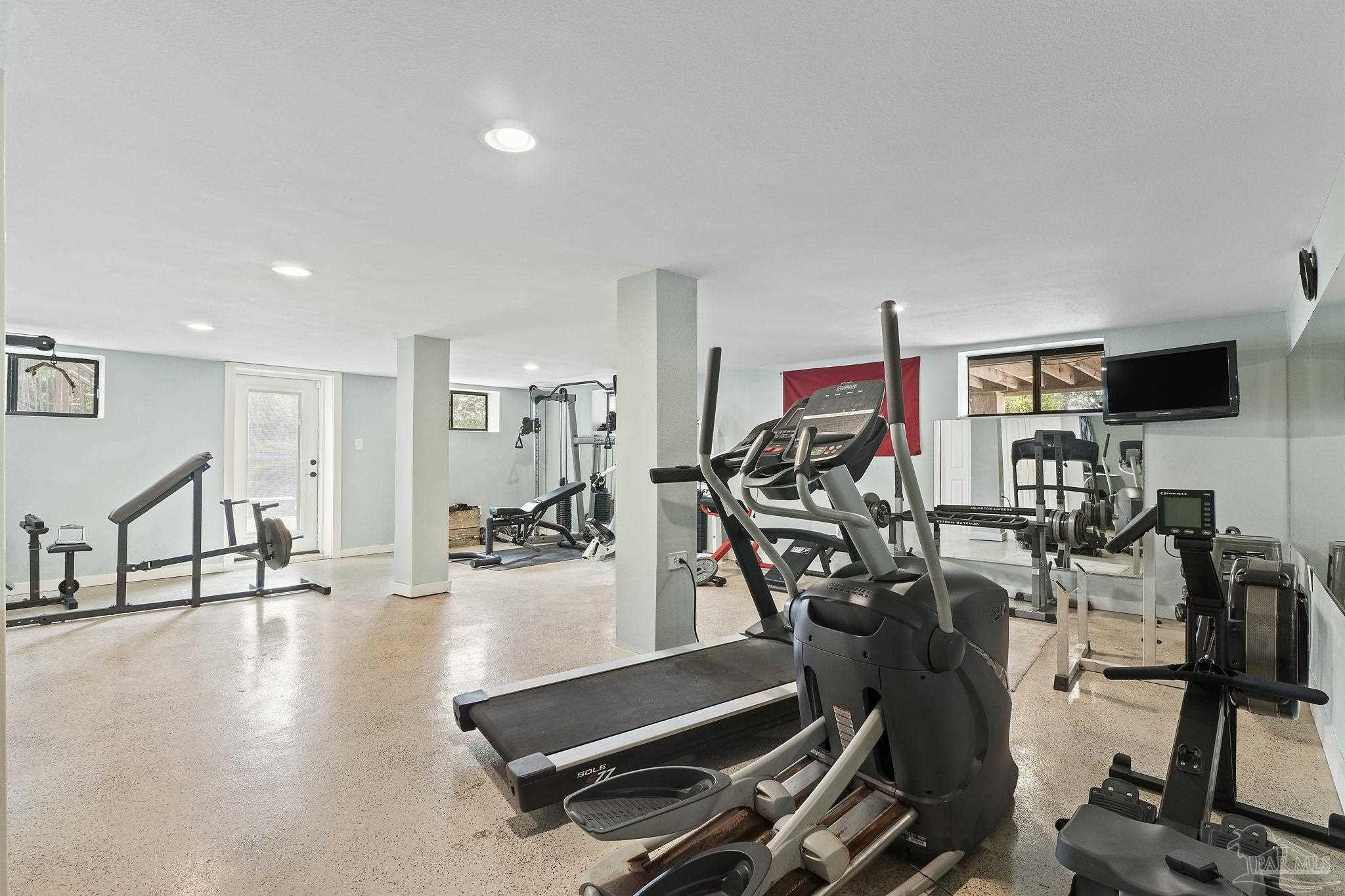 1660 E Texar Drive Pensacola FL 32503