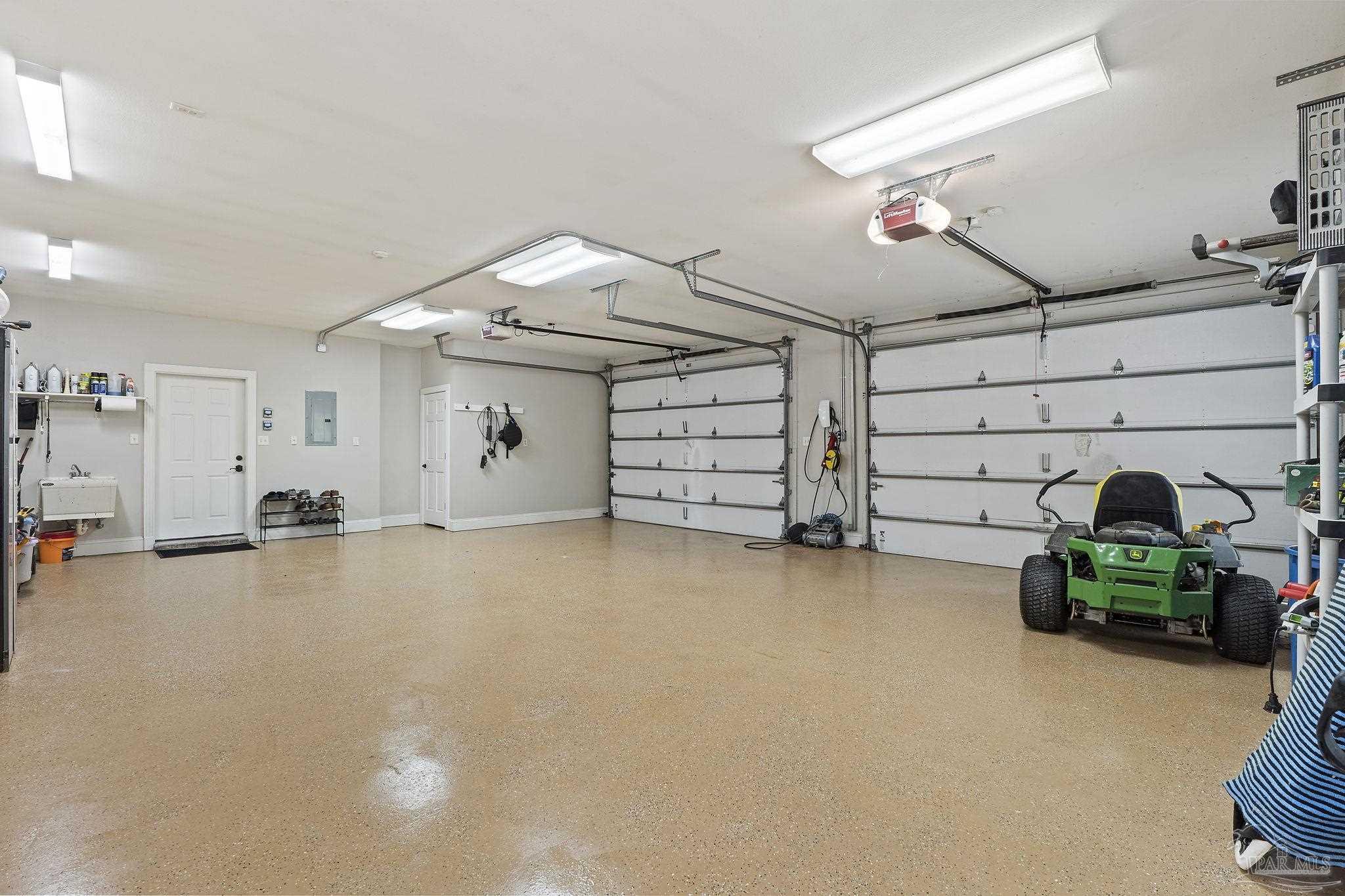 1660 E Texar Drive Pensacola FL 32503