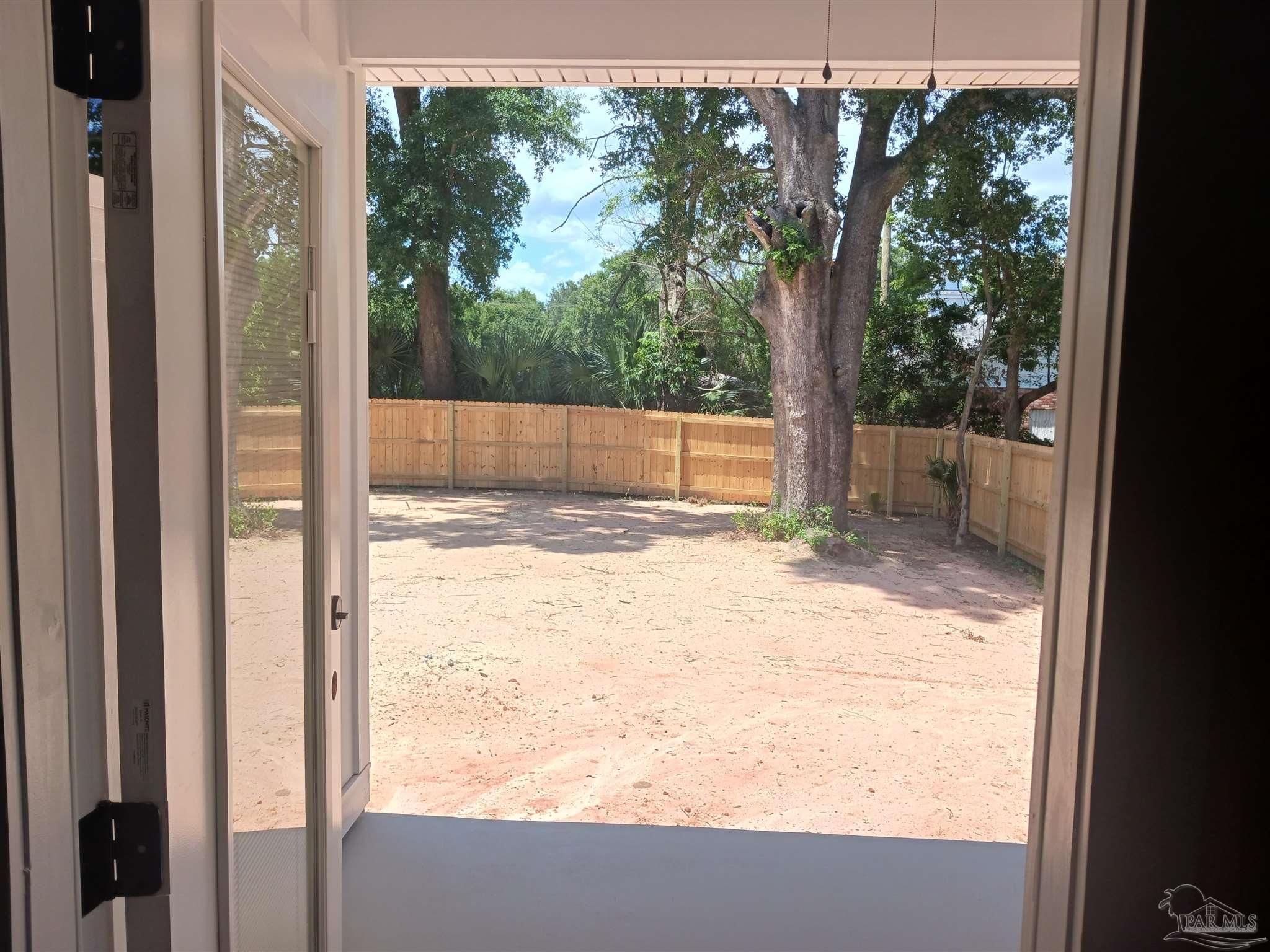 1202 W Lee Street Pensacola FL 32501