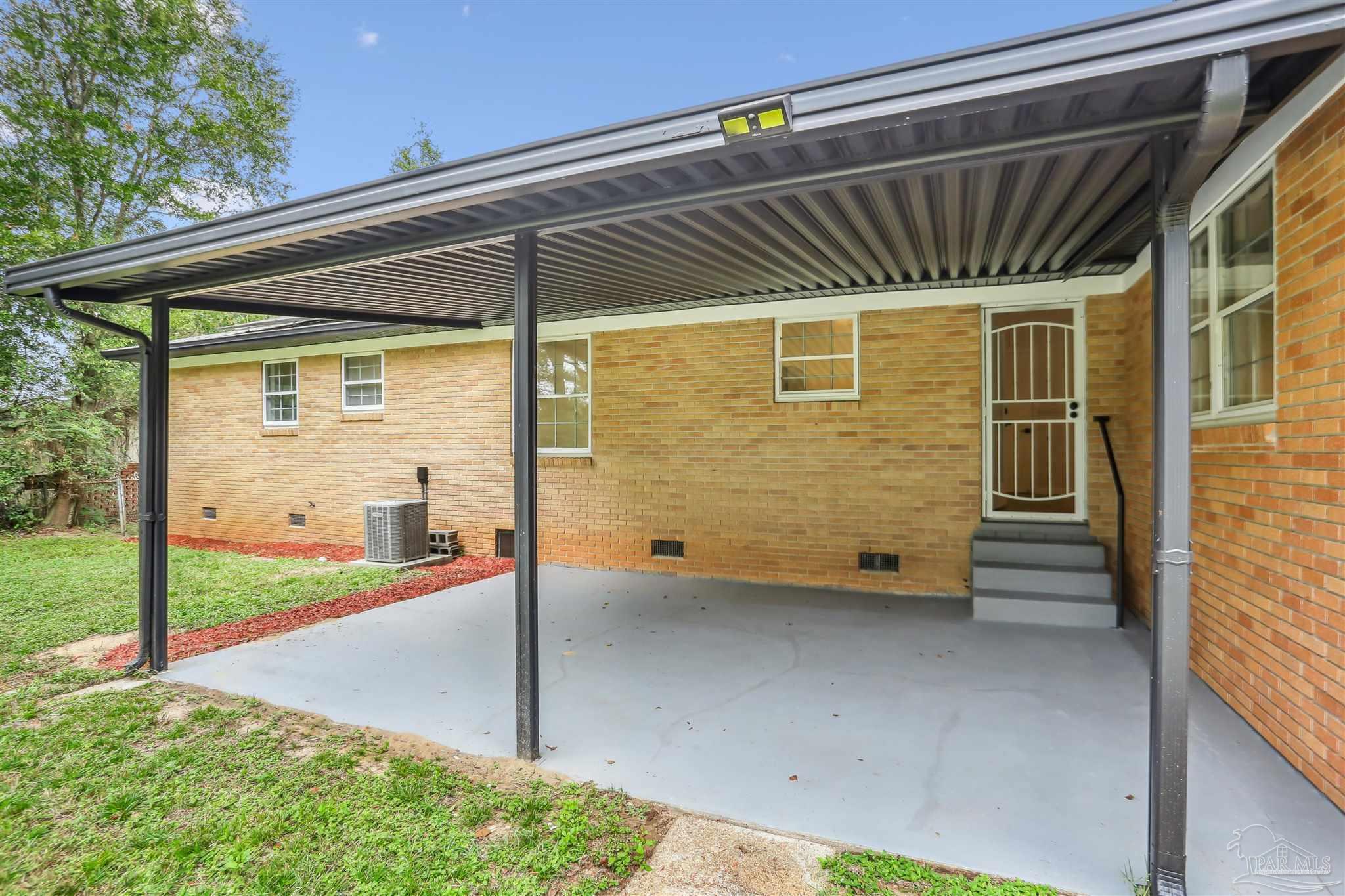 7605 Harvey Street Pensacola FL 32506