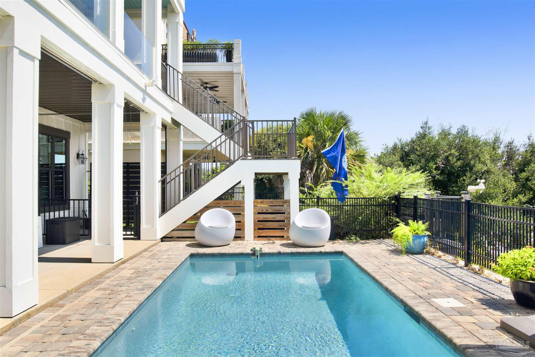 1625 E Heinberg Street Pensacola FL 32502