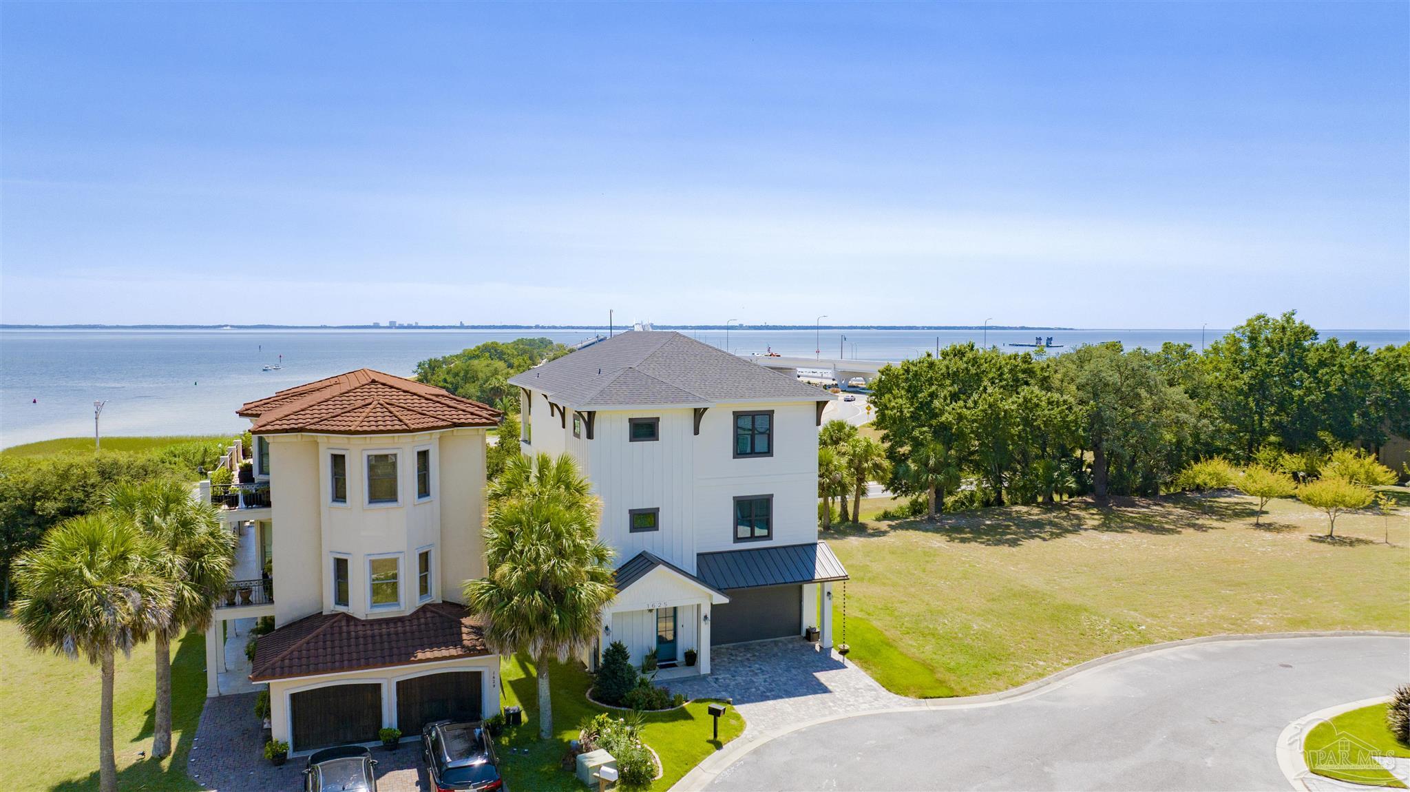 1625 E Heinberg Street Pensacola FL 32502