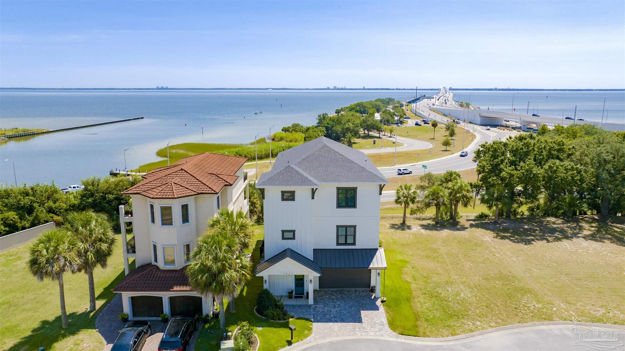 1625 E Heinberg Street Pensacola FL 32502