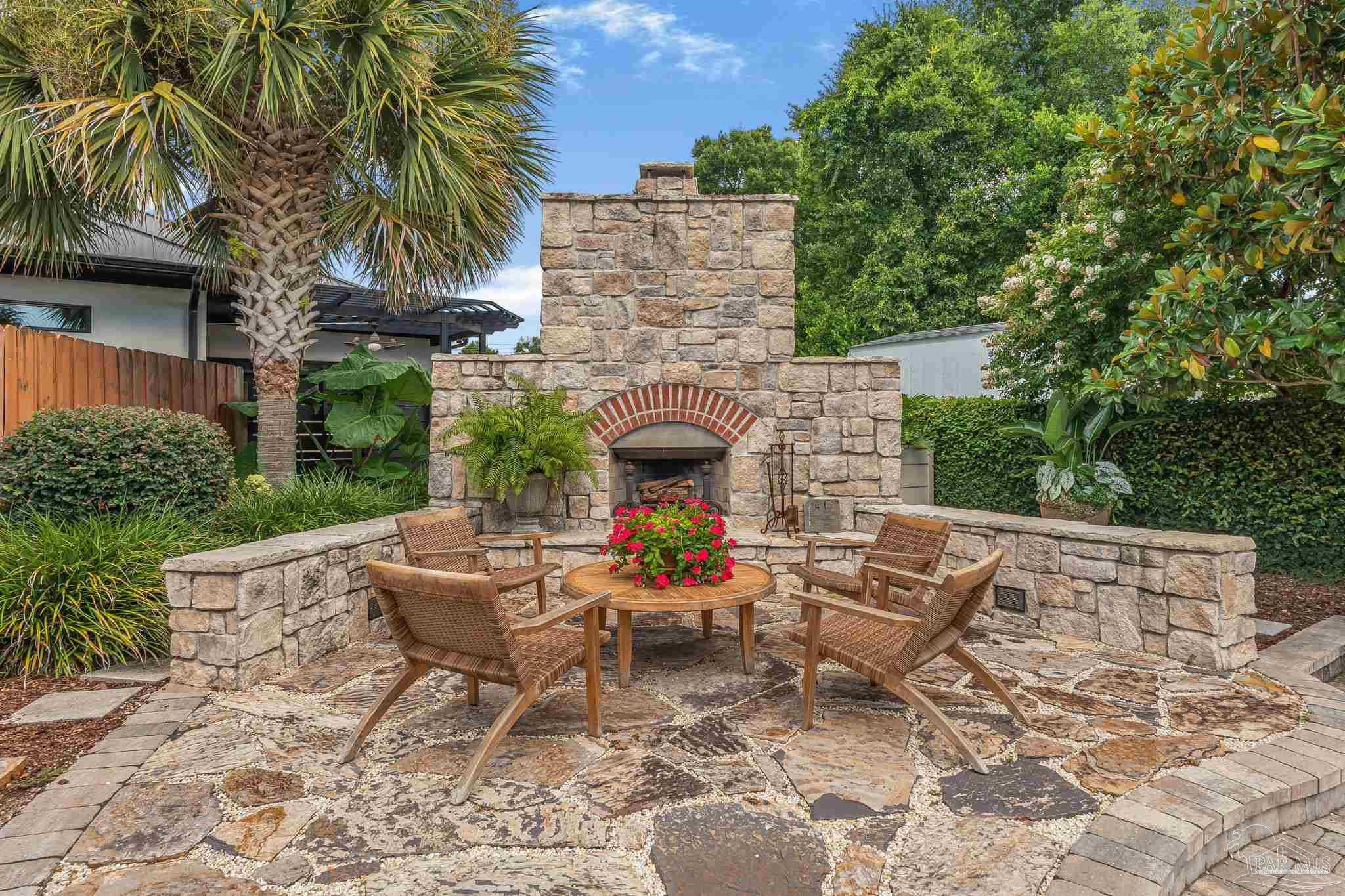 914 Fairway Drive Pensacola FL 32507