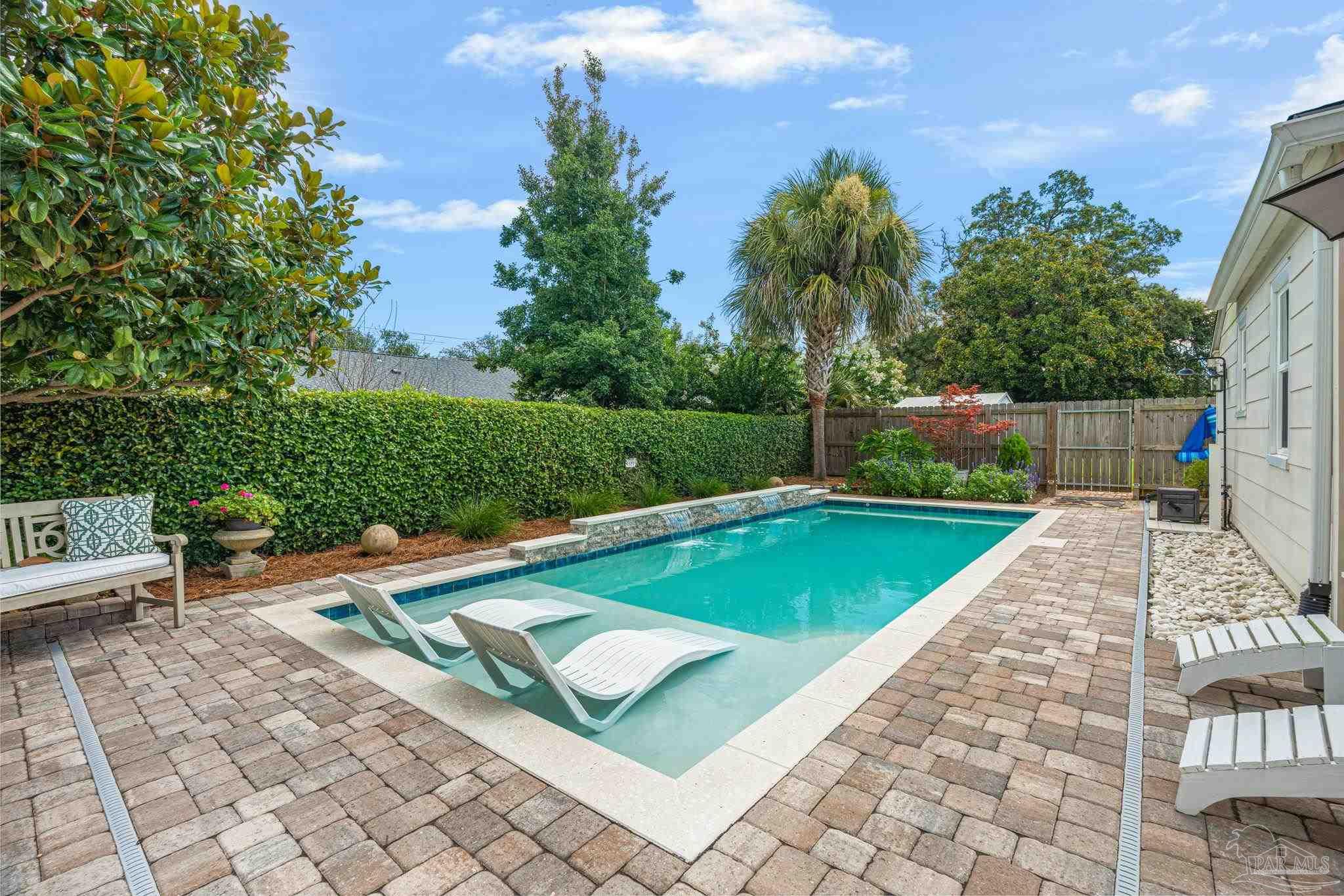 914 Fairway Drive Pensacola FL 32507
