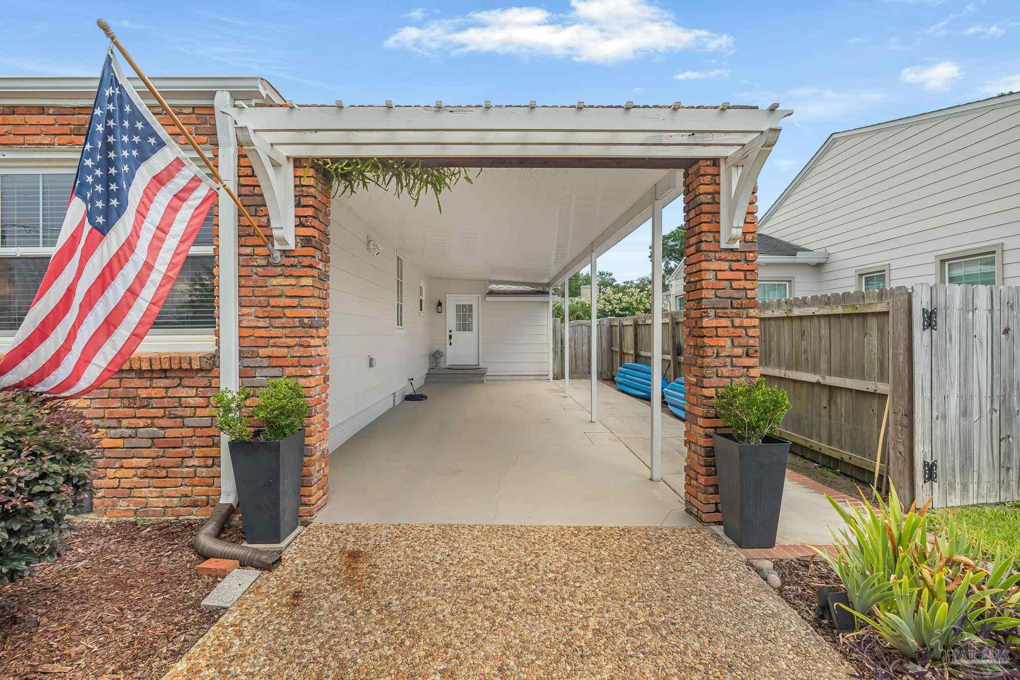 914 Fairway Drive Pensacola FL 32507