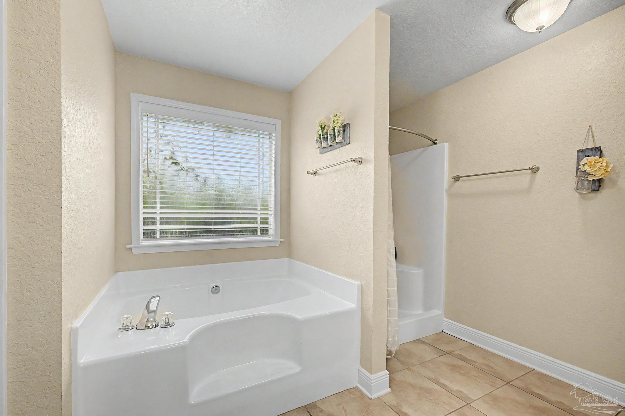 2900 Wallace Lake Road Pace FL 32571