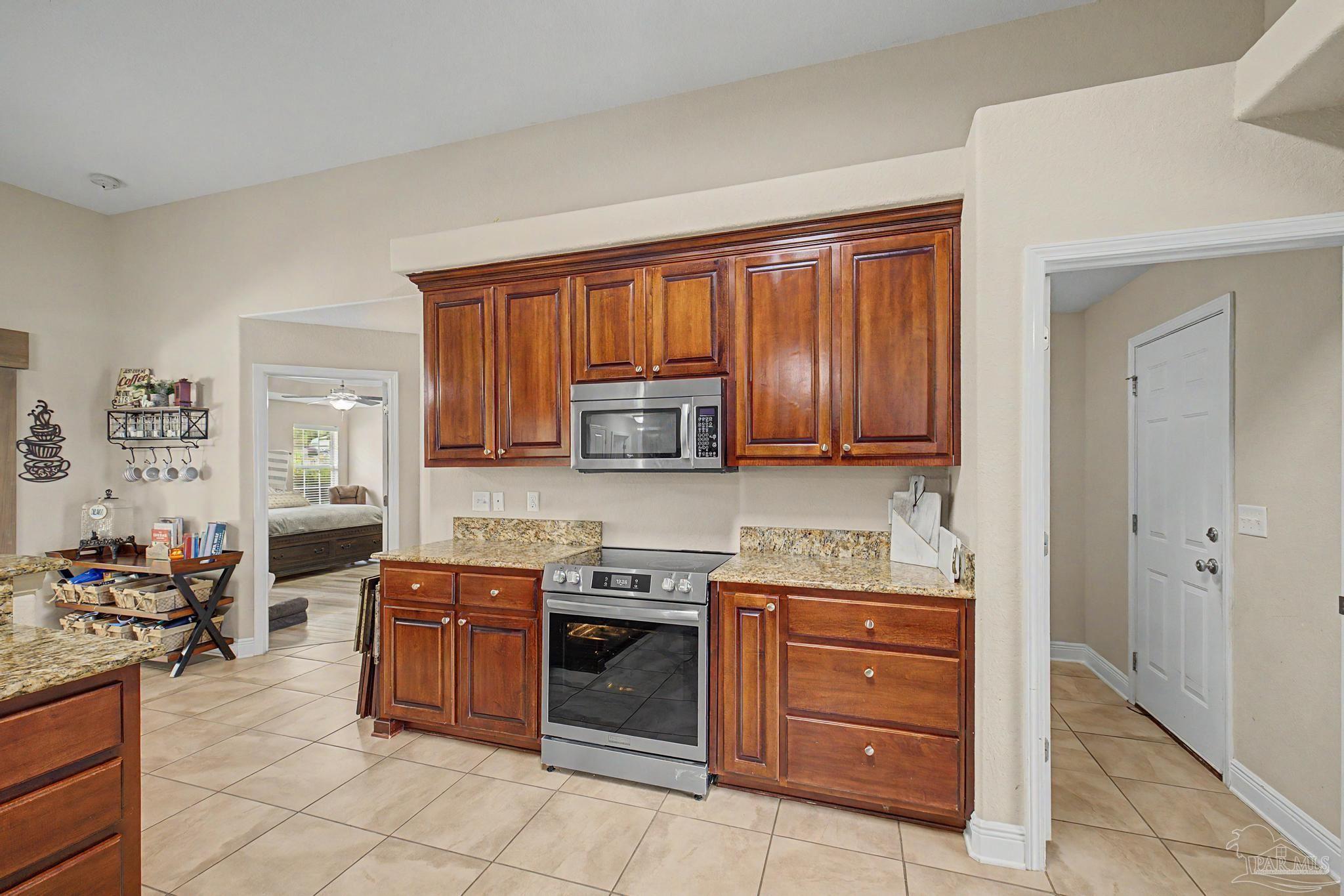 2900 Wallace Lake Road Pace FL 32571