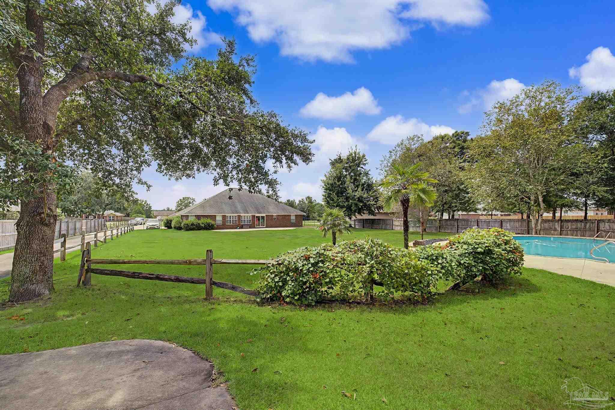 2900 Wallace Lake Road Pace FL 32571