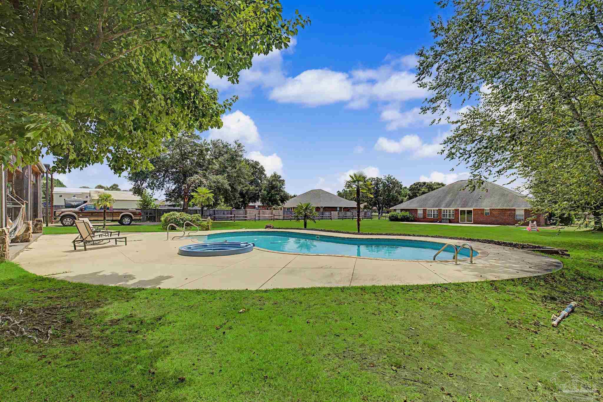 2900 Wallace Lake Road Pace FL 32571