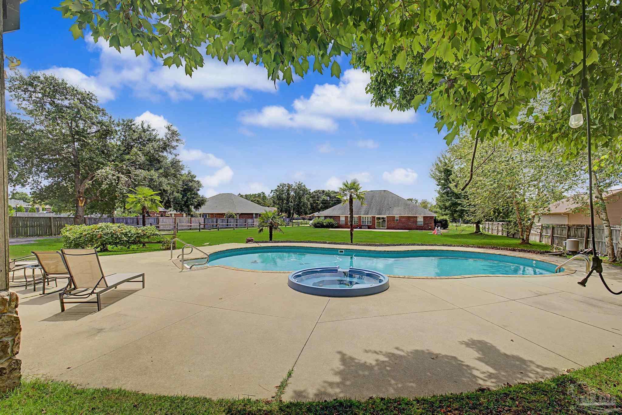 2900 Wallace Lake Road Pace FL 32571