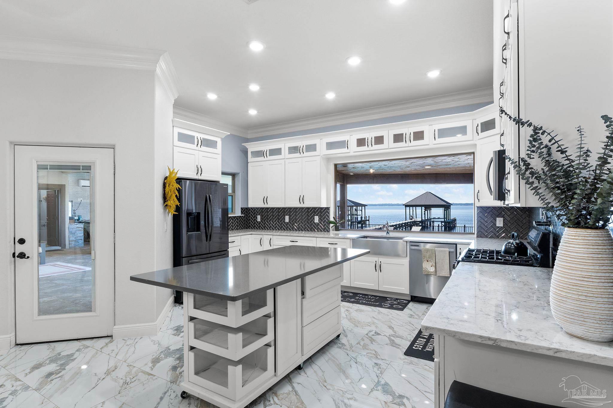 2025 Crown Pointe Boulevard Pensacola FL 32506