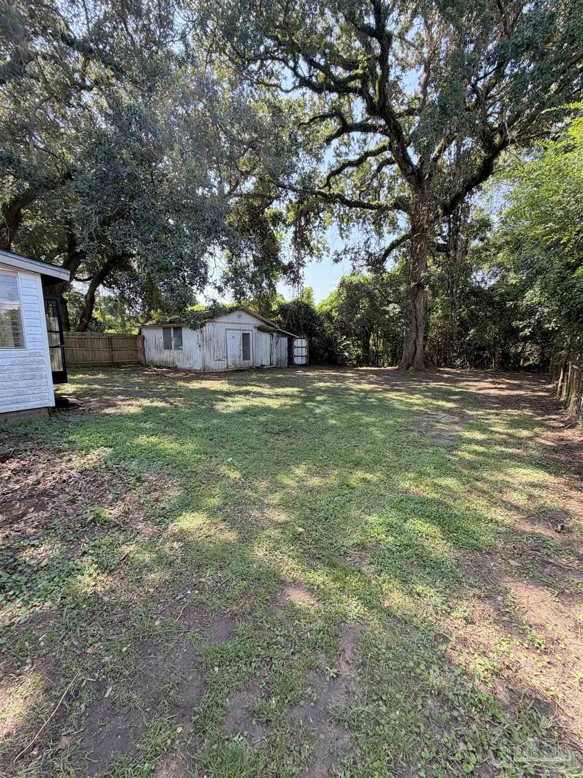 9 Mississippi Circle Pensacola FL 32505